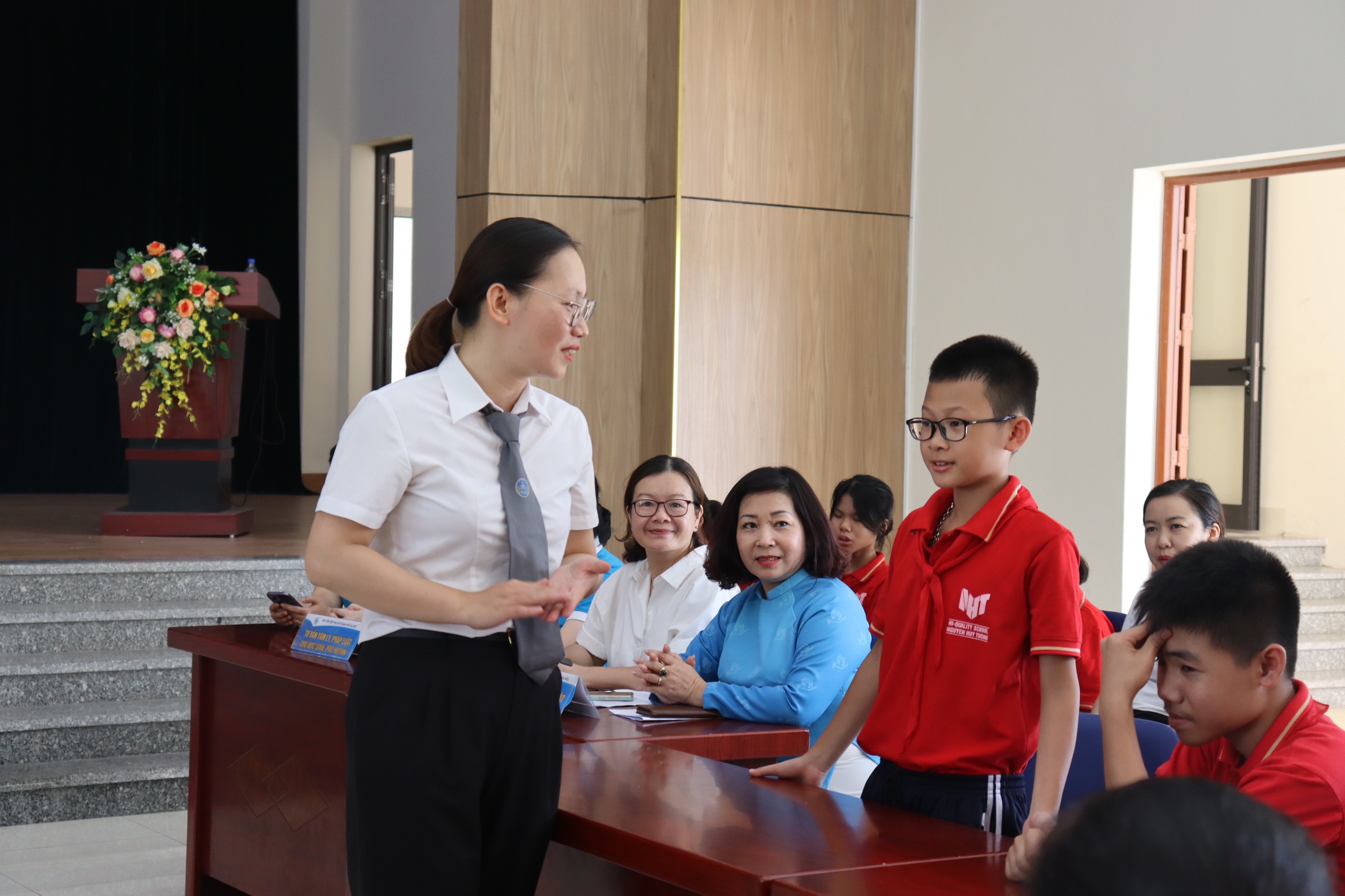 Truyền thông “Phòng ngừa, ứng phó với bạo lực học đường – Xây dựng trường học an toàn, thân thiện” - ảnh 12