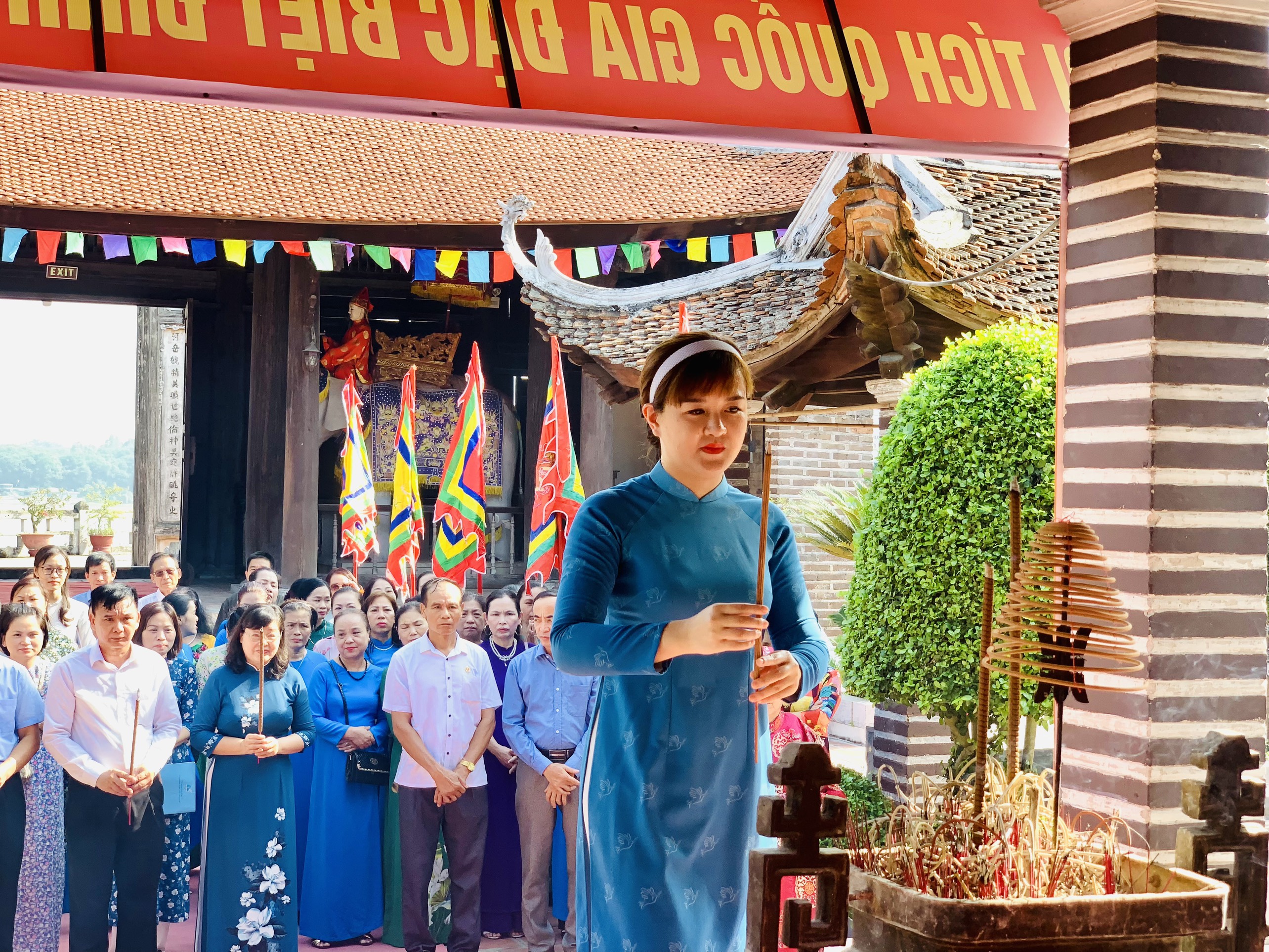 Hội LHPN quận Bắc Từ Liêm: Ra mắt mô hình điểm di tích lịch sử kiểu mẫu Đình Chèm - ảnh 2