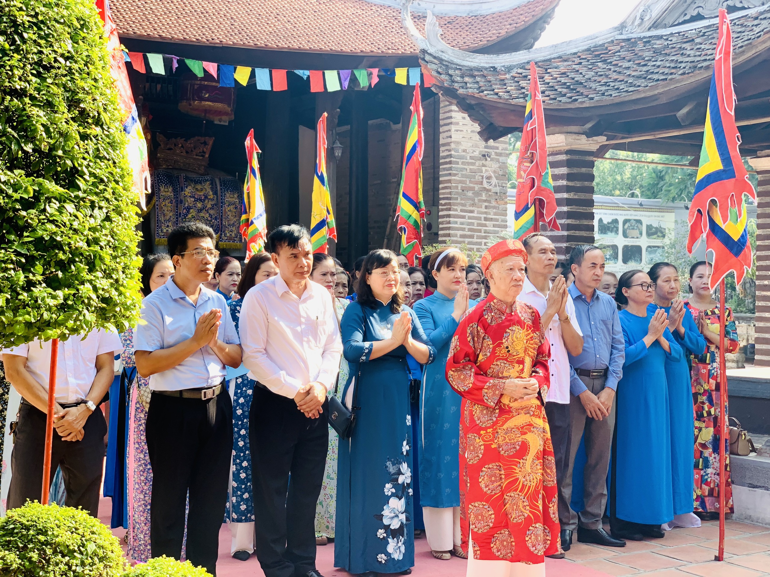 Hội LHPN quận Bắc Từ Liêm: Ra mắt mô hình điểm di tích lịch sử kiểu mẫu Đình Chèm - ảnh 1