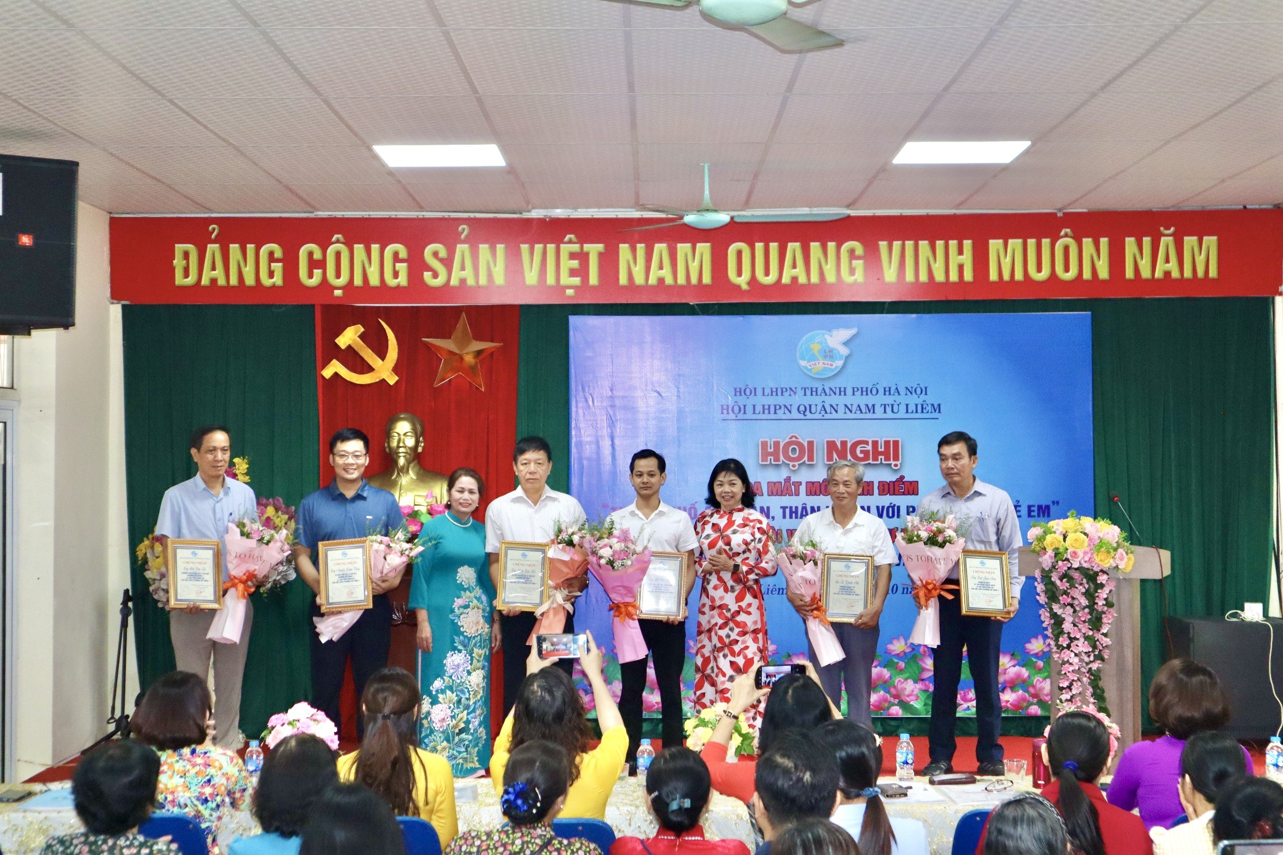 Ra mắt mô hình điểm “Thành phố an toàn, thân thiện với phụ nữ và trẻ em” tại phường Mỹ Đình 1 - ảnh 2