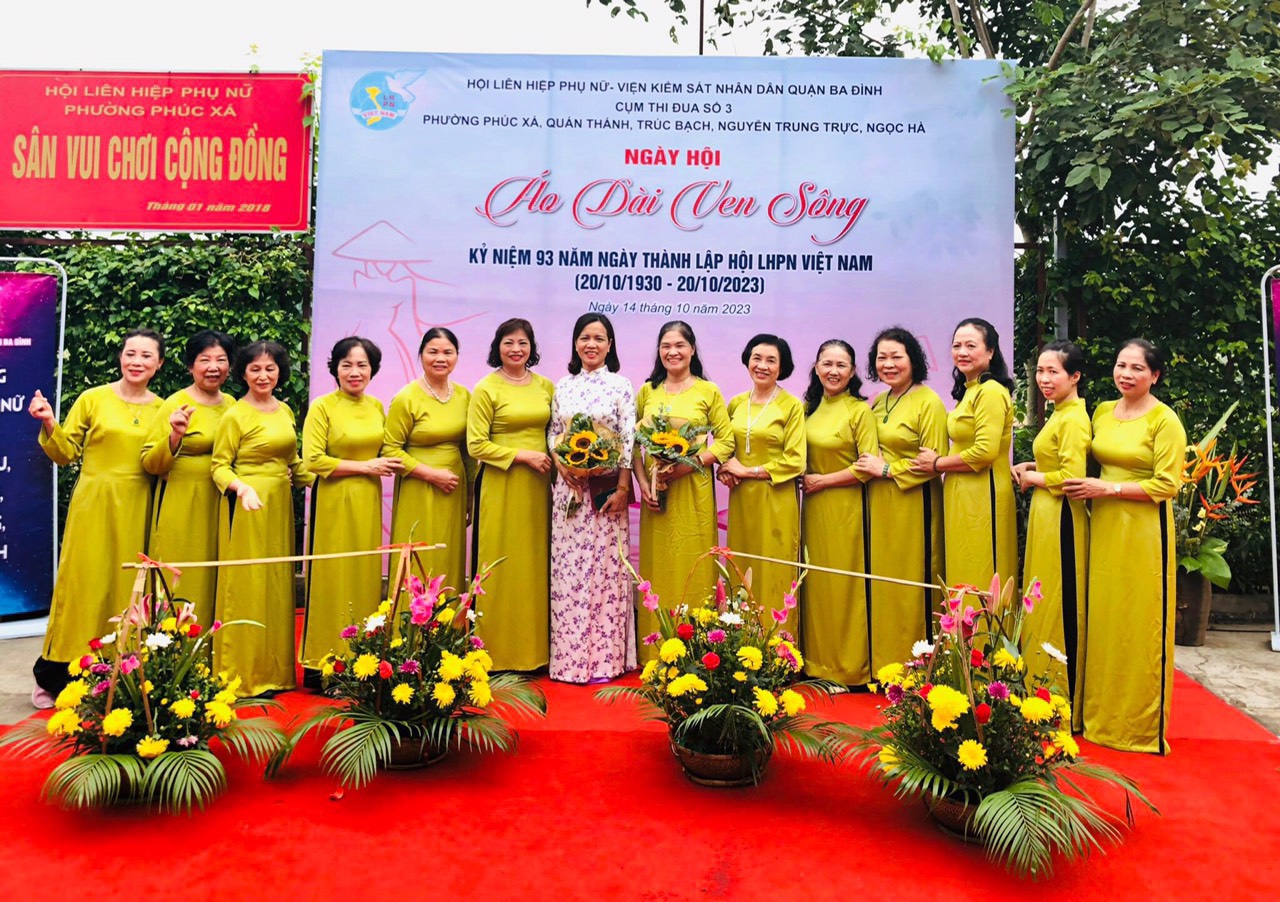 Ngày hội “áo dài ven sông” đến với nữ lao động nhập cư - ảnh 15