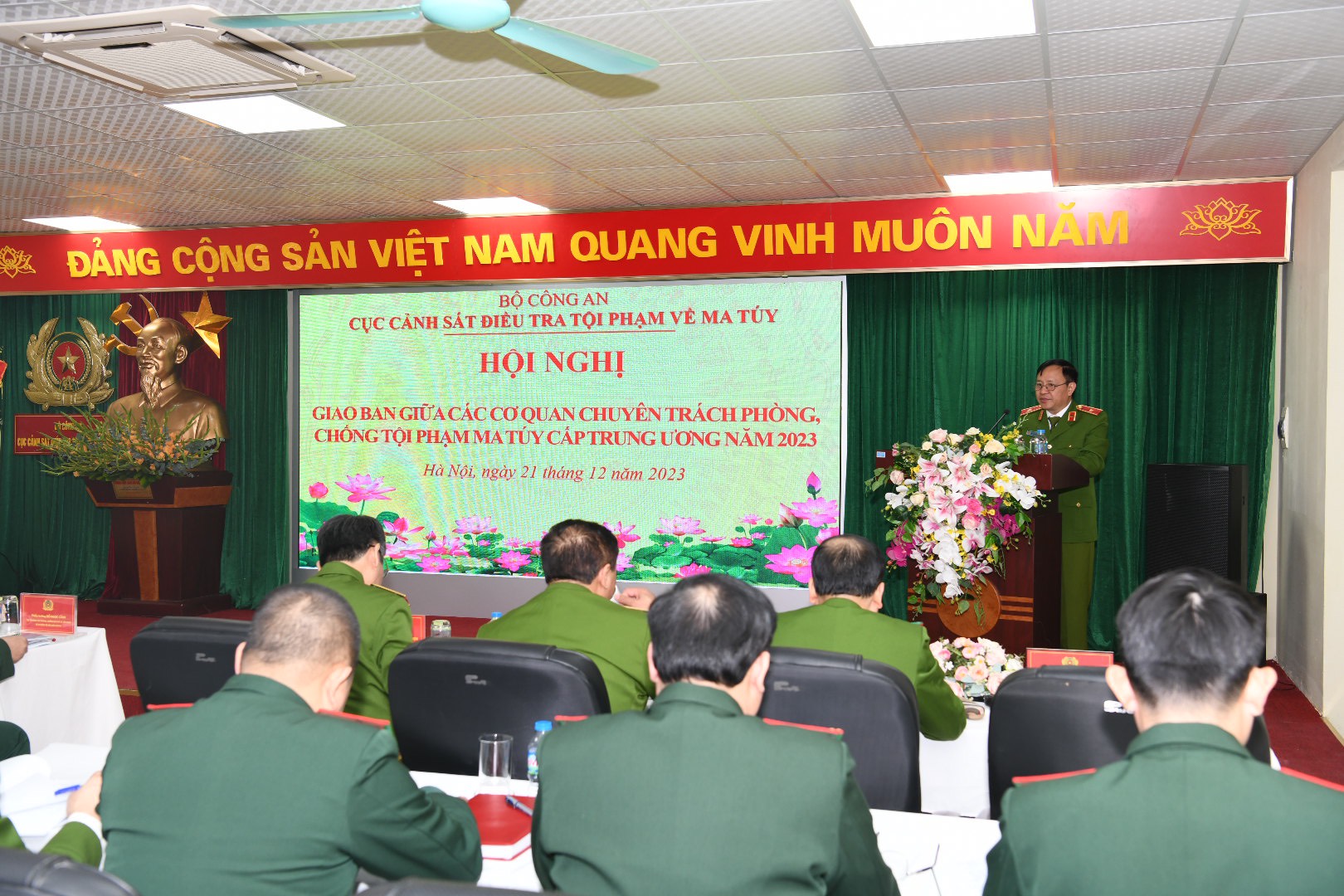 Quyết liệt đấu tranh phòng, chống tội phạm ma tuý từ sớm, từ xa, từ nơi xuất phát - ảnh 1
