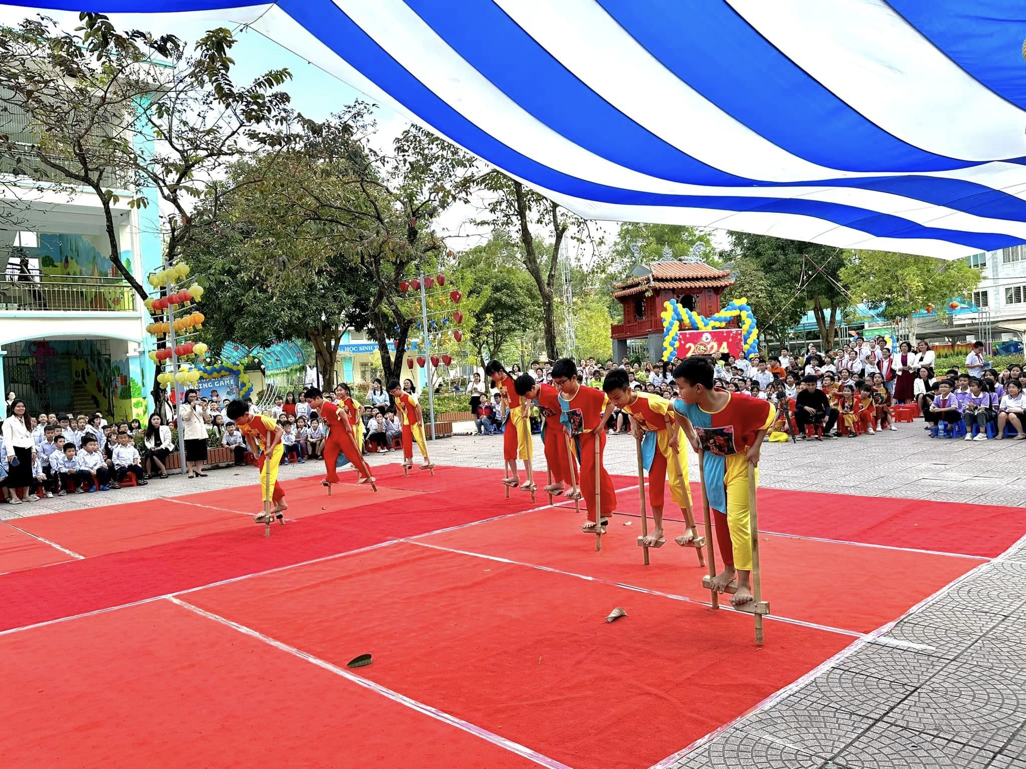 Sôi nổi hoạt động trải nghiệm Tết cổ truyền trong trường học - ảnh 7