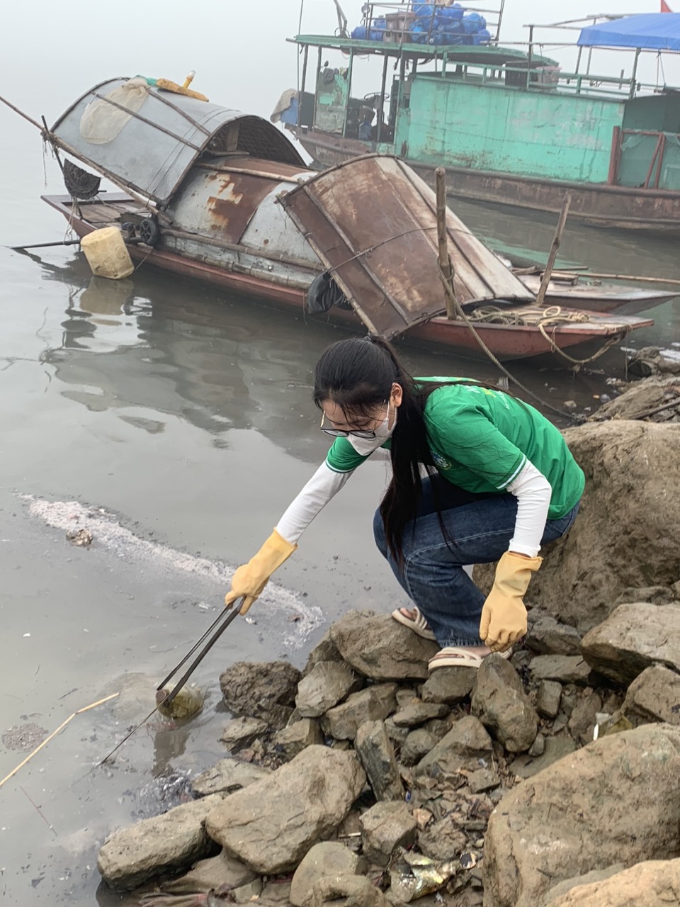 “Thả cá không thả túi nilon” - thông điệp nâng cao ý thức bảo vệ môi trường cho người dân - ảnh 11