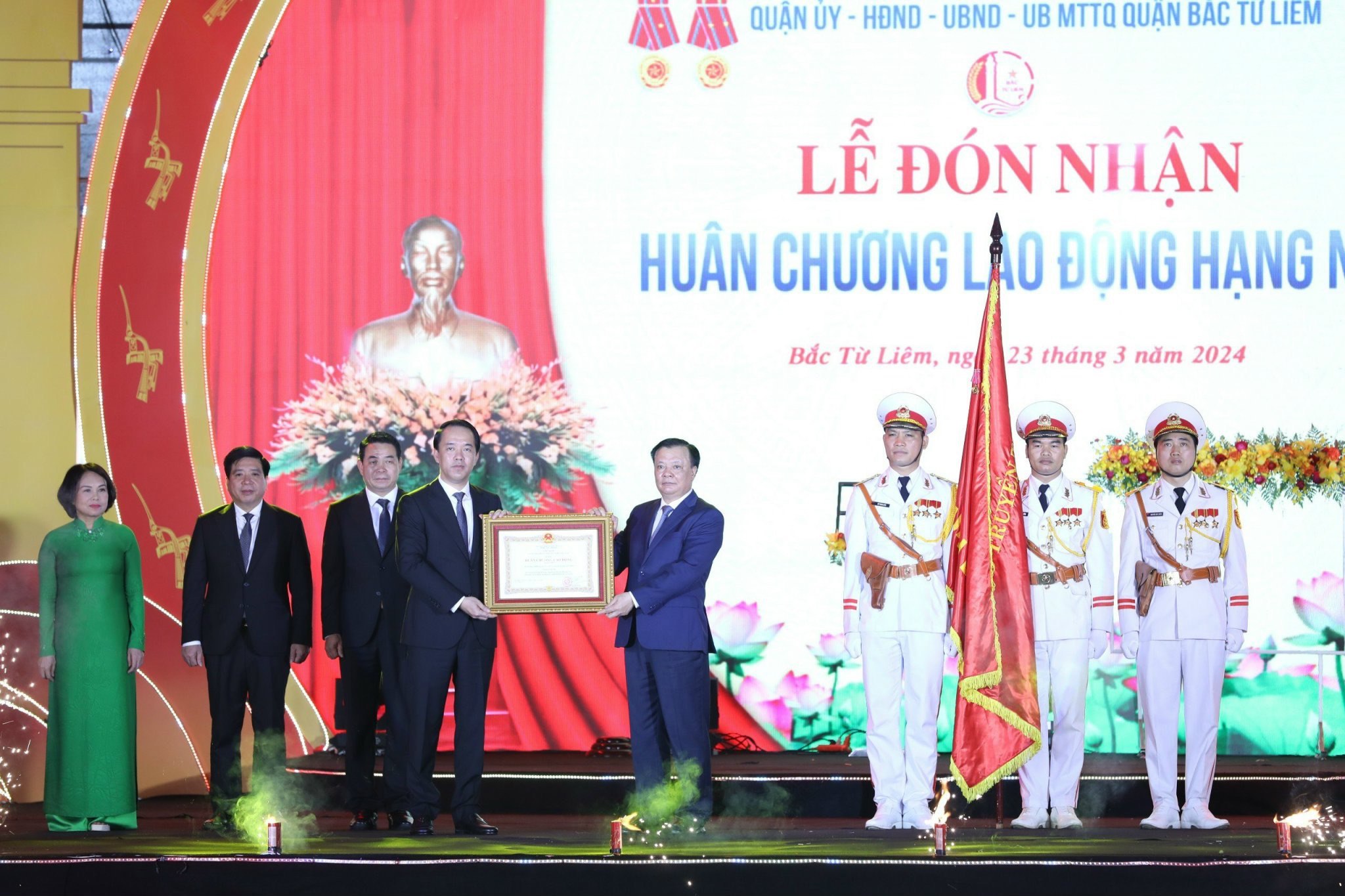 Quận Bắc Từ Liêm: Kỷ niệm 10 năm thành lập Quận và đón nhận Huân chương lao động hạng Nhì - ảnh 3