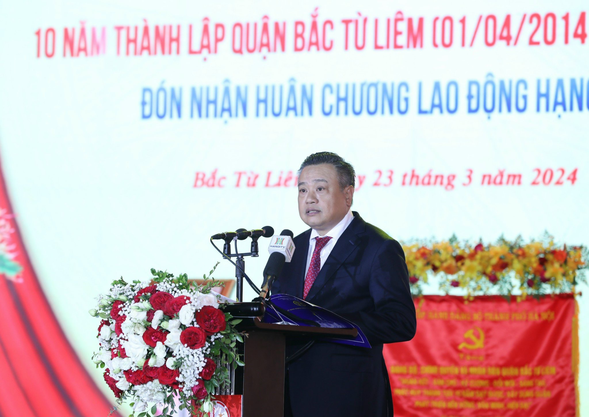 Quận Bắc Từ Liêm: Kỷ niệm 10 năm thành lập Quận và đón nhận Huân chương lao động hạng Nhì - ảnh 5