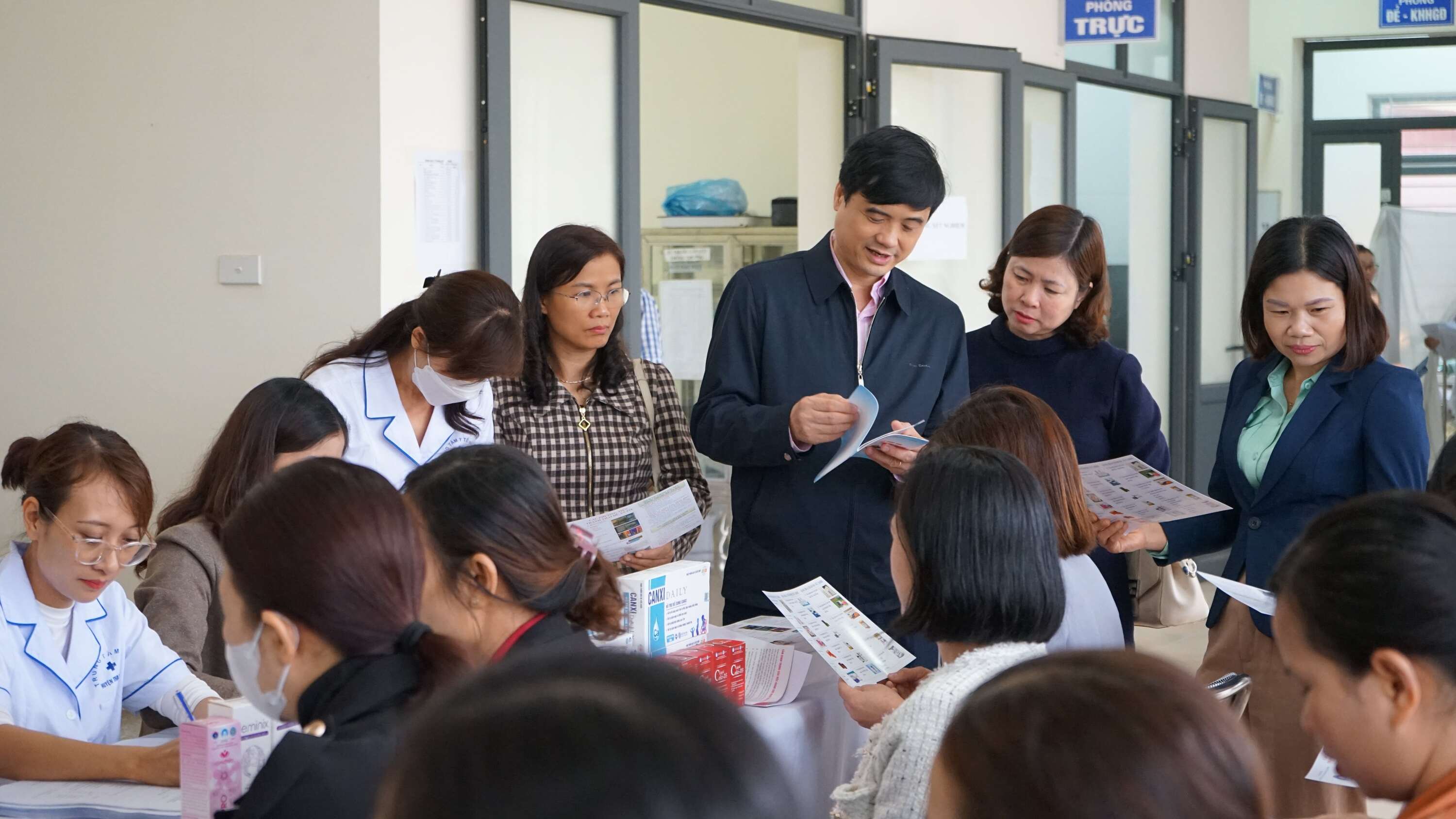 Tăng cường tuyên truyền, vận động lồng ghép cung cấp dịch vụ về dân số - ảnh 1