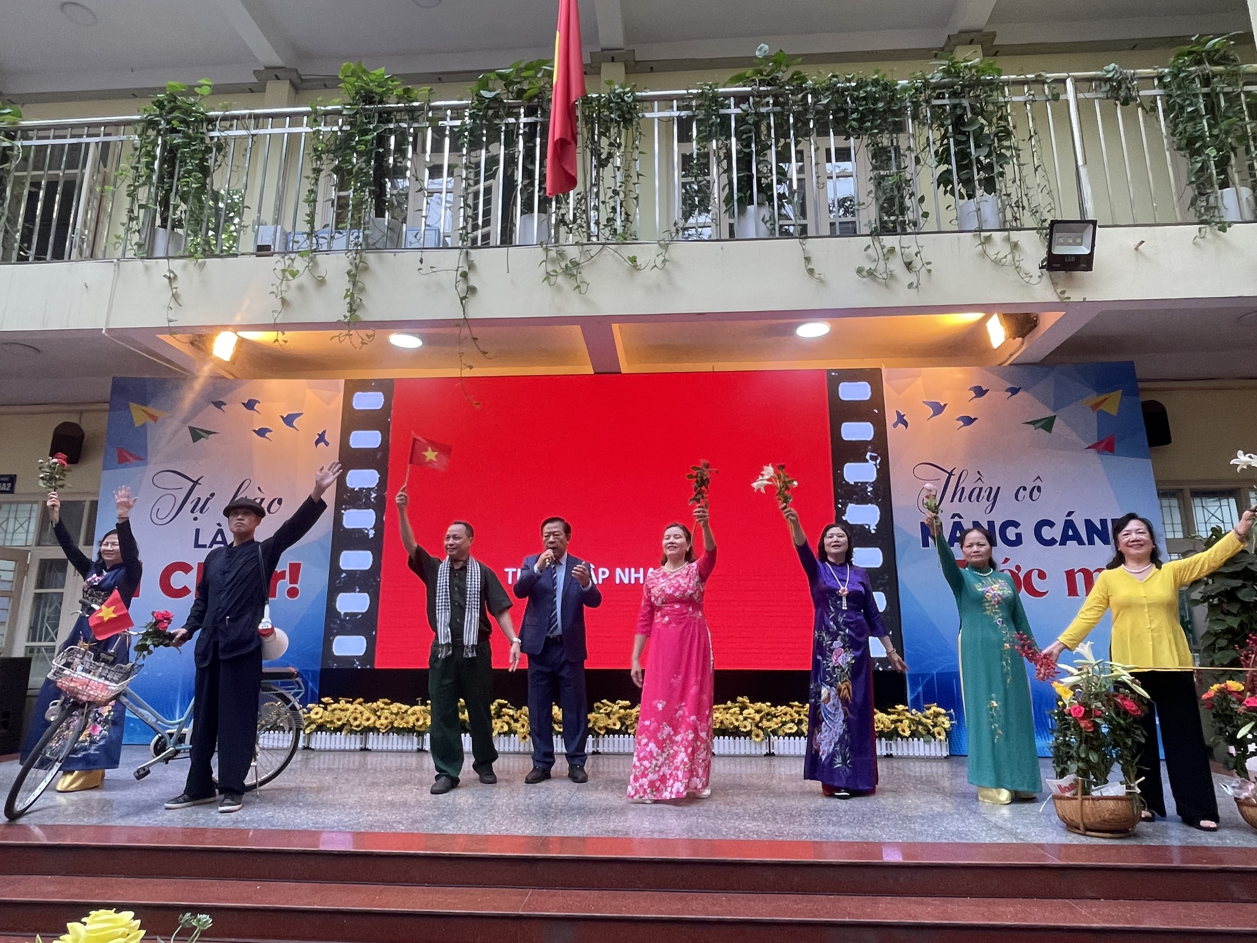 Quận Hoàn Kiếm phát động chiến dịch truyền thông, lồng ghép dịch vụ chăm sóc sức khỏe sinh sản - ảnh 2