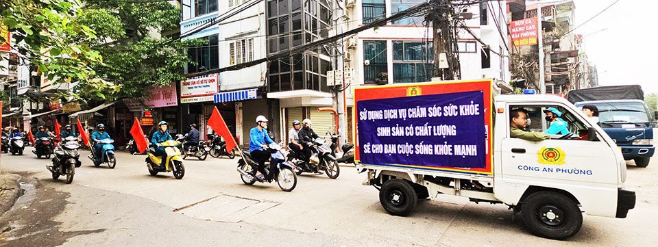Quận Hoàn Kiếm phát động chiến dịch truyền thông, lồng ghép dịch vụ chăm sóc sức khỏe sinh sản - ảnh 3