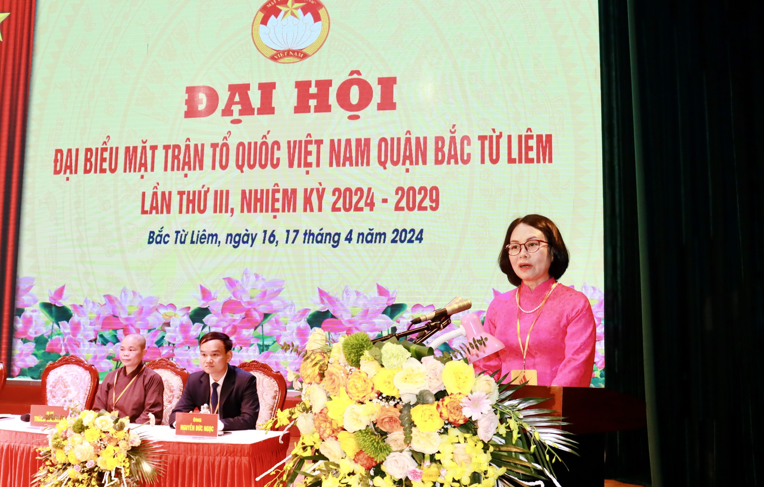 Bà Văn Thúy Hoa tái đắc cử Chủ tịch Ủy ban MTTQ Việt Nam quận Bắc Từ Liêm - ảnh 3