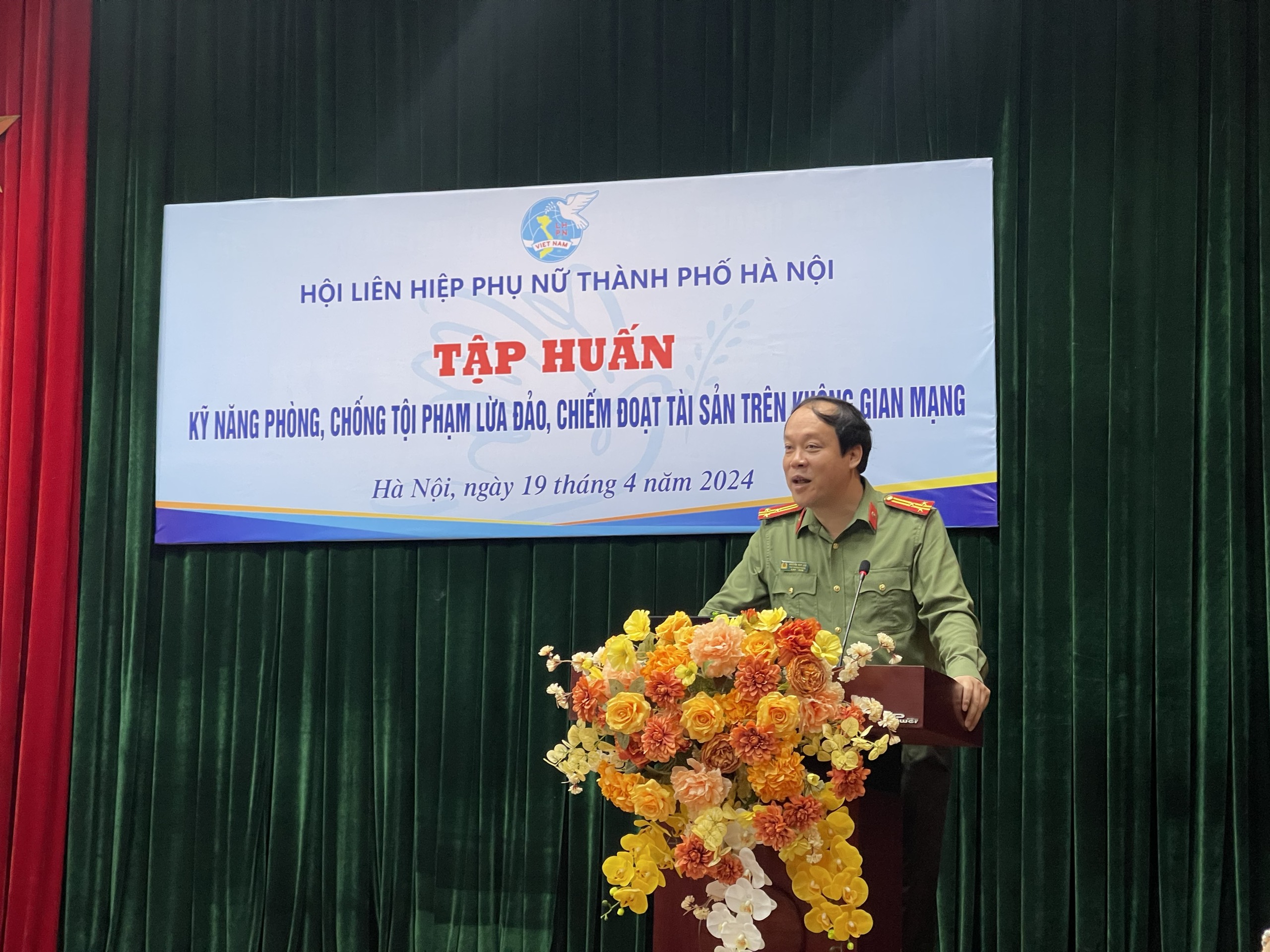 Tập huấn kỹ năng phòng, chống tội phạm lừa đảo, chiếm đoạt tài sản trên không gian mạng - ảnh 1