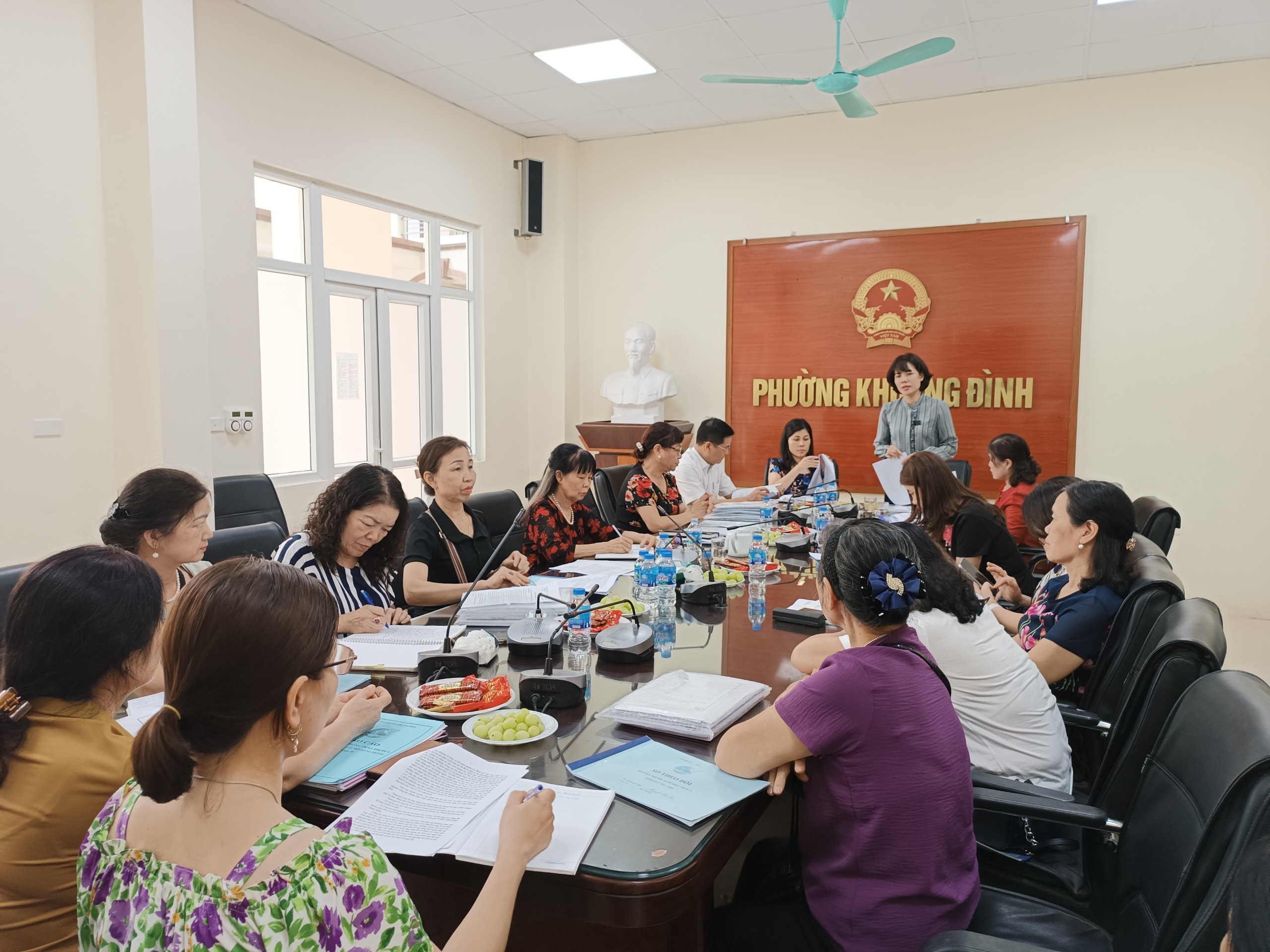 Hội LHPN quận Thanh Xuân kiểm tra thực hiện Điều lệ Hội và công tác vay vốn đợt I năm 2024 - ảnh 1
