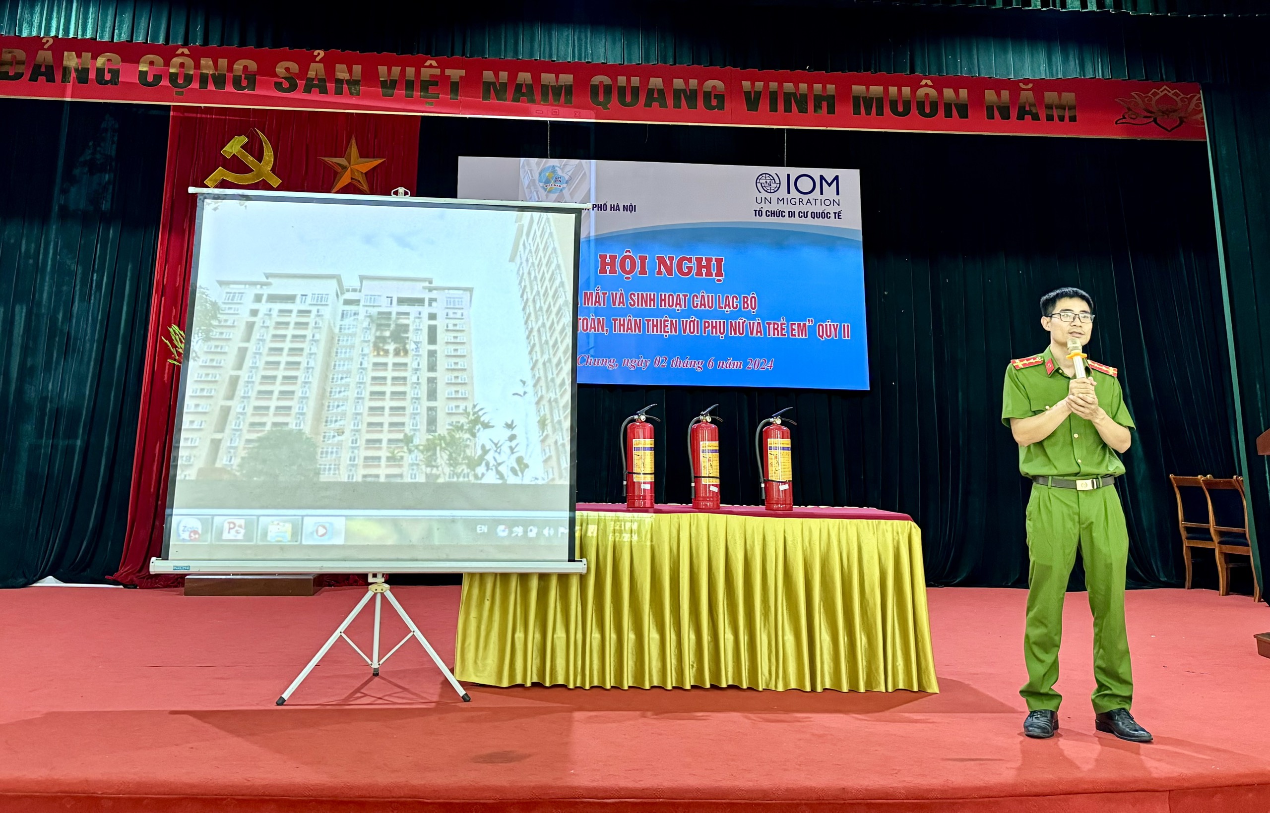 Ra mắt Câu lạc bộ “Chủ nhà trọ an toàn, thân thiện với phụ nữ và trẻ em” tại xã Kim Chung, huyện Đông Anh - ảnh 5