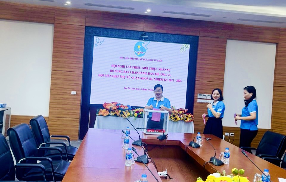 Kiện toàn Uỷ viên Ban Chấp hành, Ban Thường vụ và Uỷ viên Uỷ ban Kiểm tra Hội LHPN quận Bắc Từ Liêm - ảnh 2
