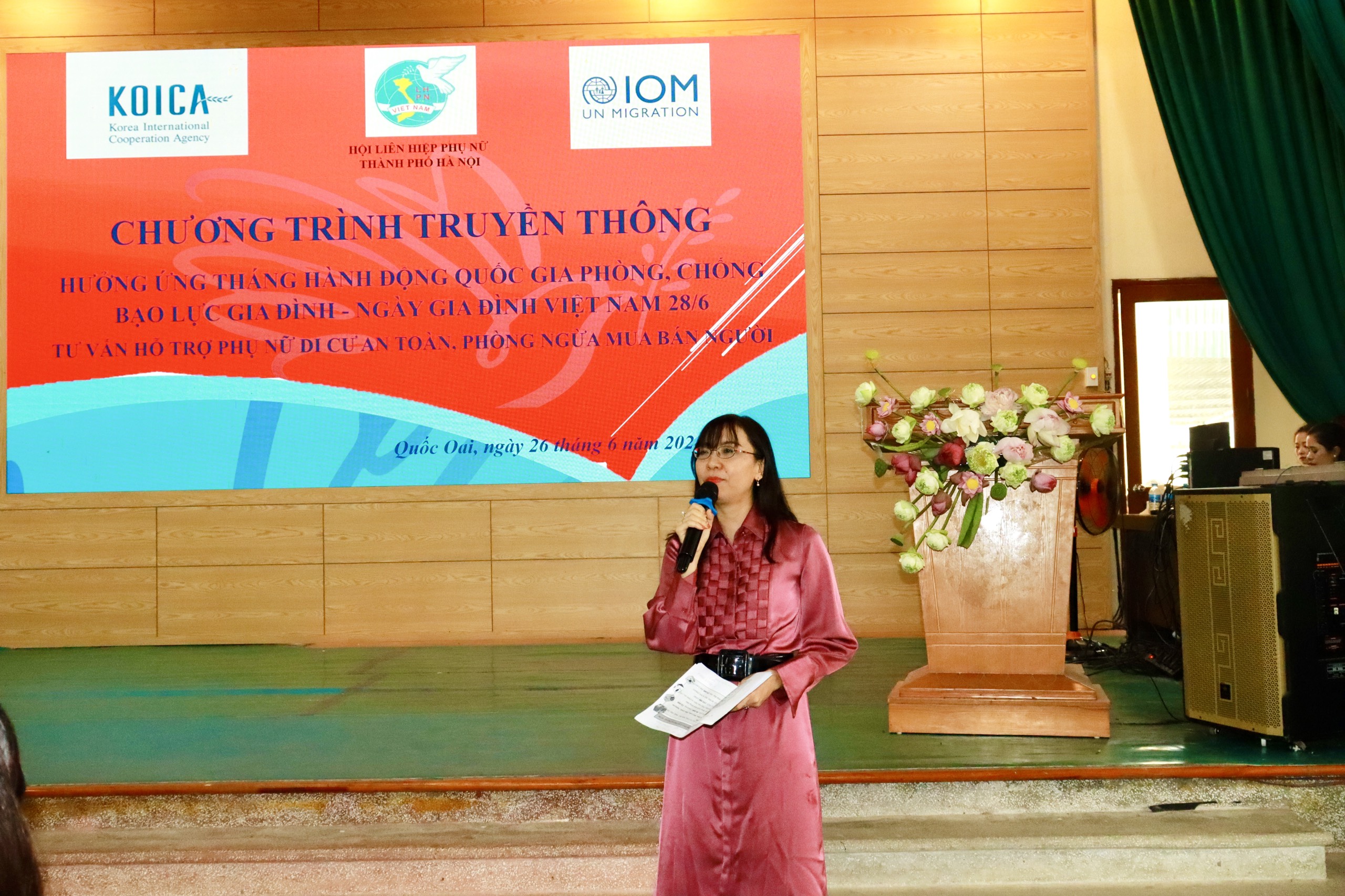 Truyền thông, tư vấn hỗ trợ phụ nữ di cư an toàn; phòng ngừa mua bán người tại huyện Quốc Oai - ảnh 3