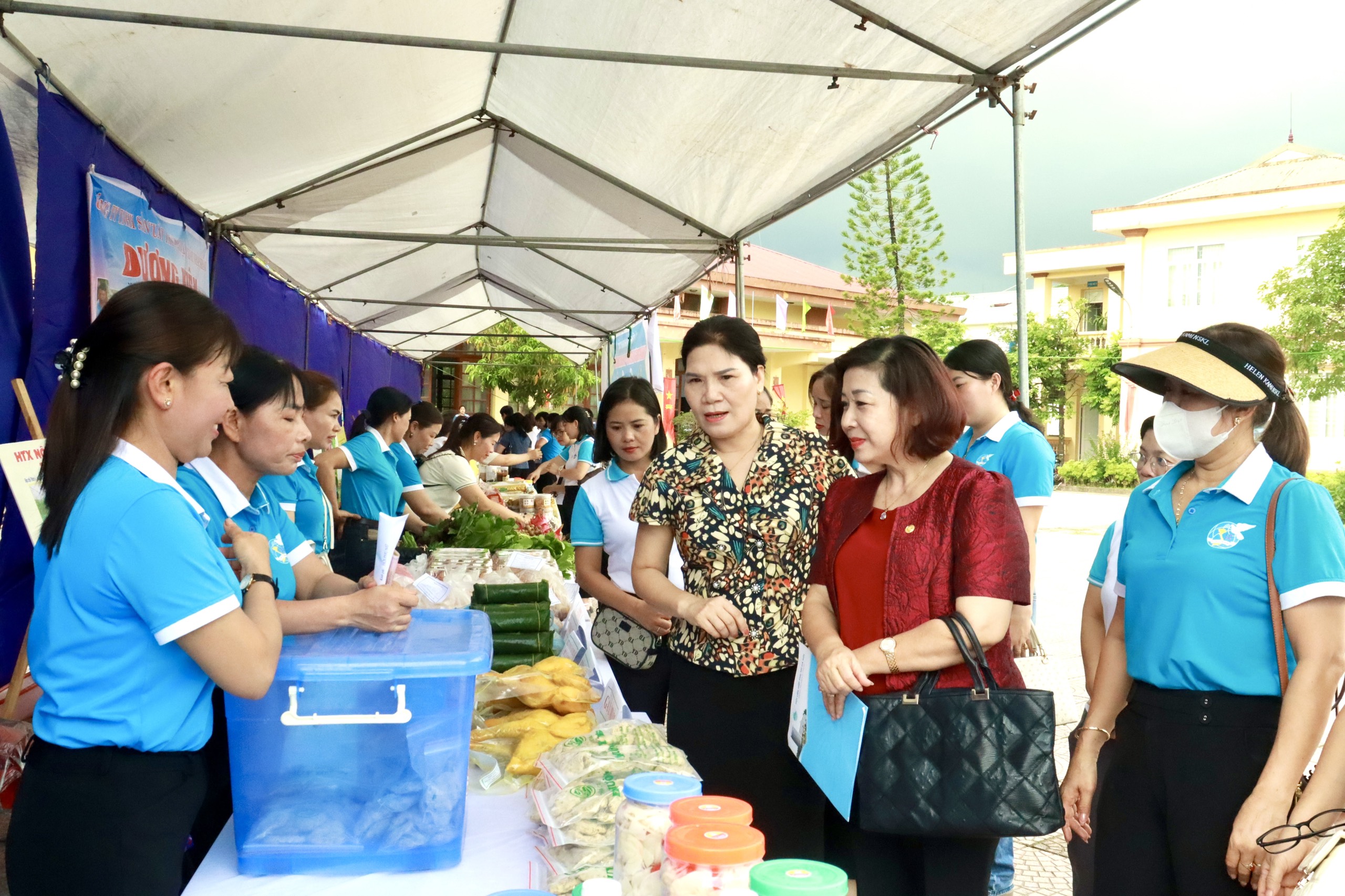 Truyền thông, tư vấn hỗ trợ phụ nữ di cư an toàn; phòng ngừa mua bán người tại huyện Quốc Oai - ảnh 5