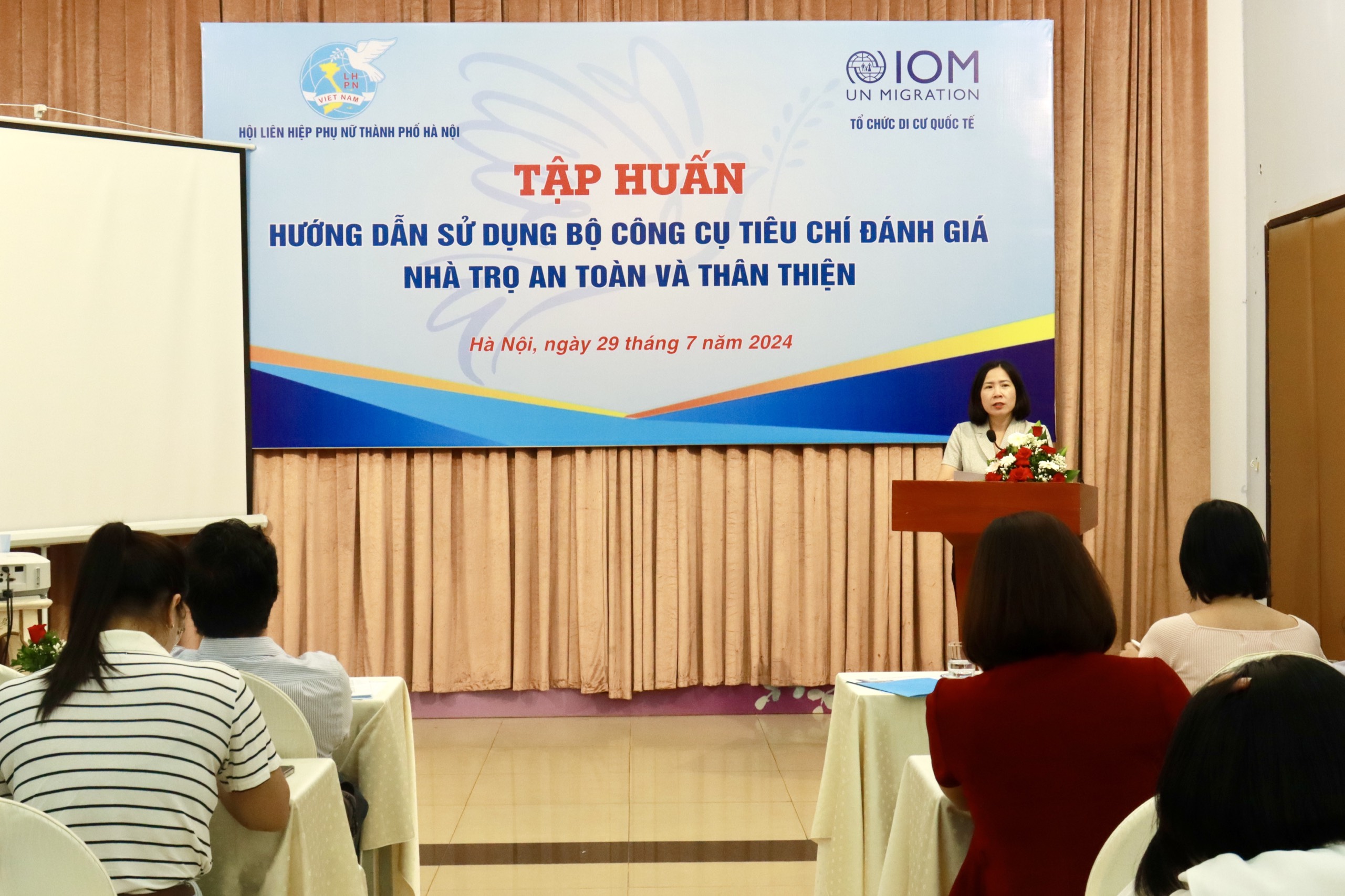 Tập huấn hướng dẫn sử dụng bộ công cụ tiêu chí đánh giá nhà trọ an toàn và thân thiện - ảnh 1