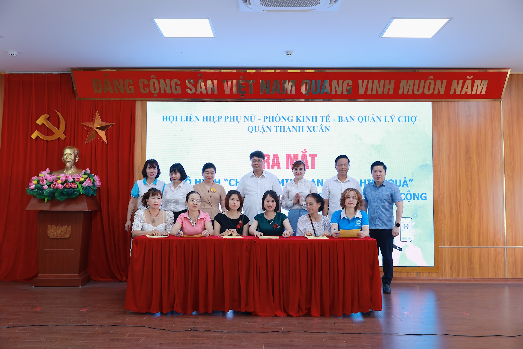 Quận Thanh Xuân: Ra mắt mô hình “Chợ văn minh, an toàn, hiệu quả” tại chợ Kim Giang - ảnh 4