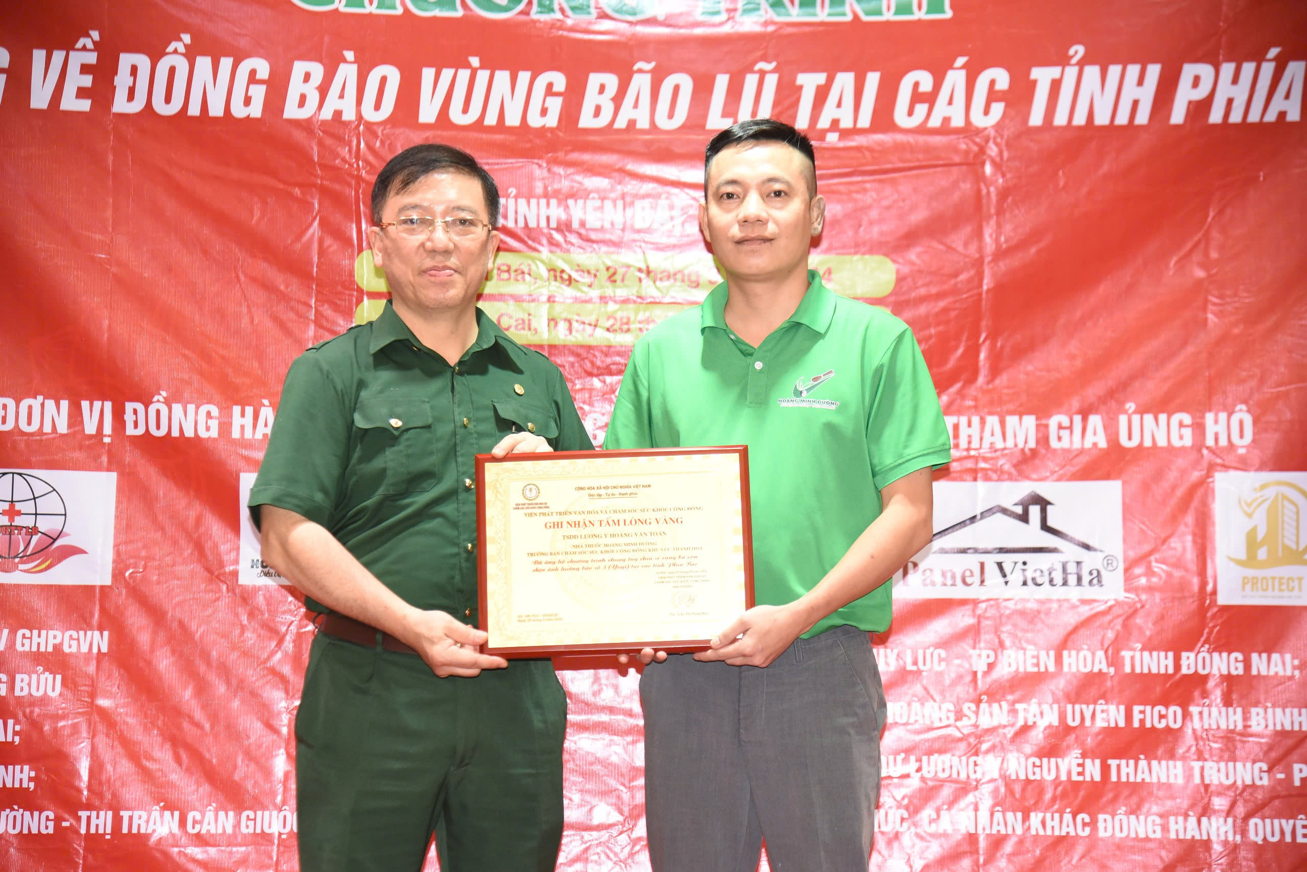 Mang yêu thương đến người dân Yên Bái và Lào Cai - ảnh 2