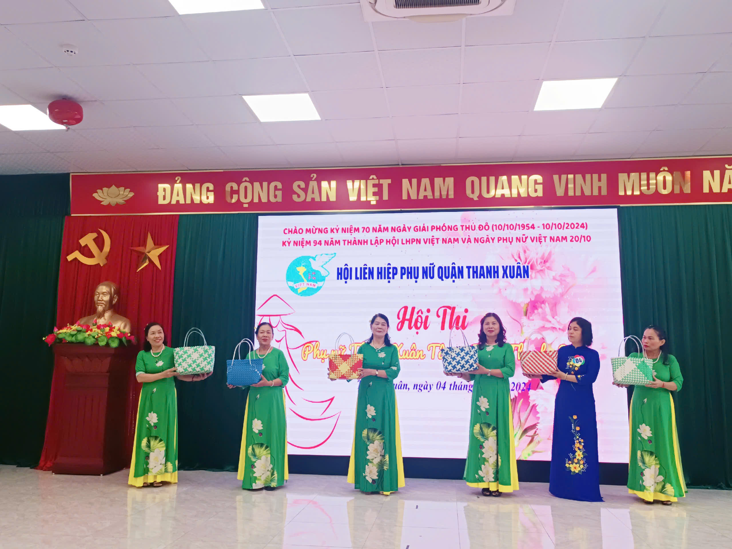 Hội LHPN quận Thanh Xuân: Sôi nổi hội thi “Phụ nữ Thanh Xuân tâm – tài – thanh lịch” năm 2024 - ảnh 10