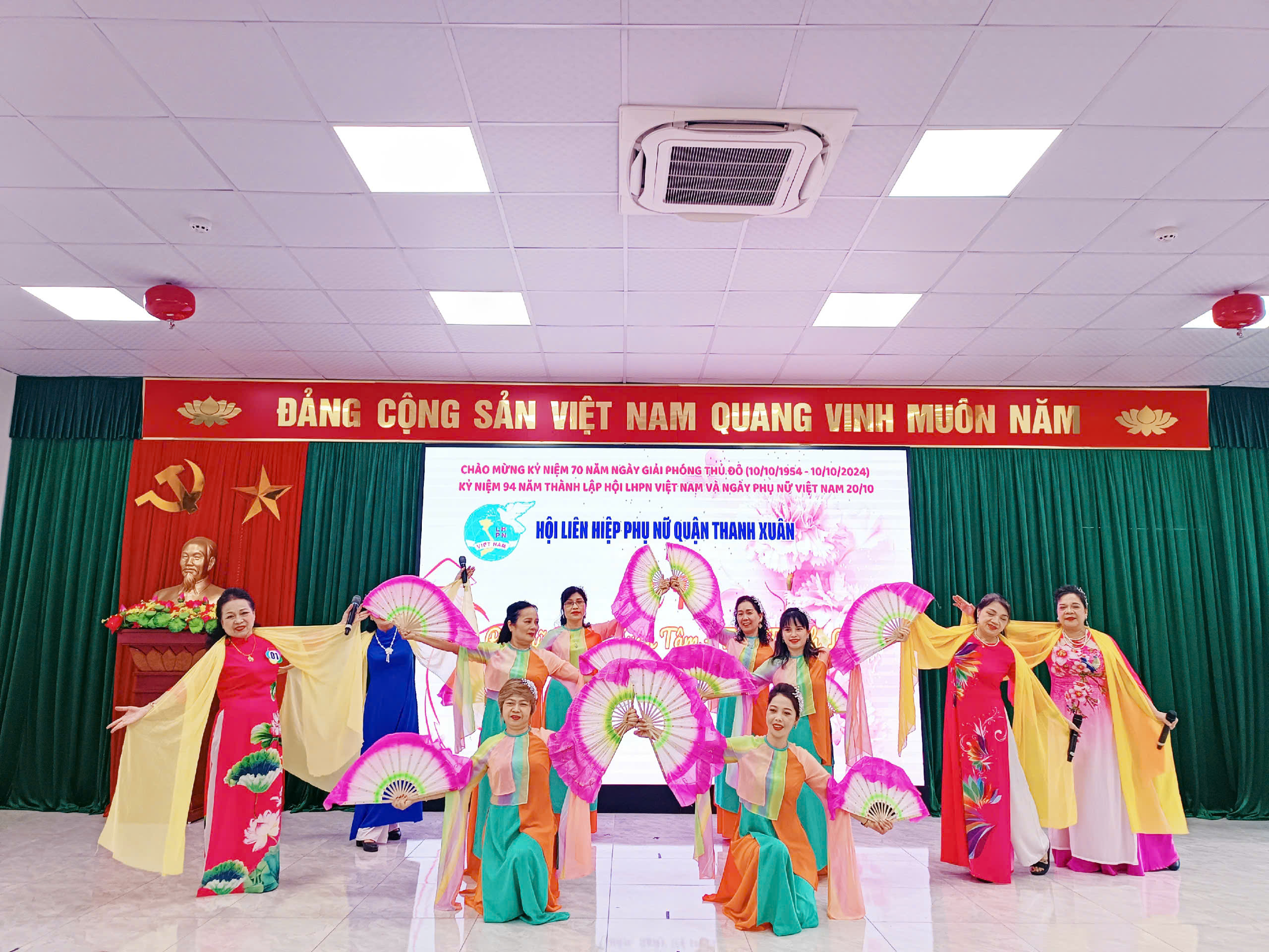 Hội LHPN quận Thanh Xuân: Sôi nổi hội thi “Phụ nữ Thanh Xuân tâm – tài – thanh lịch” năm 2024 - ảnh 7