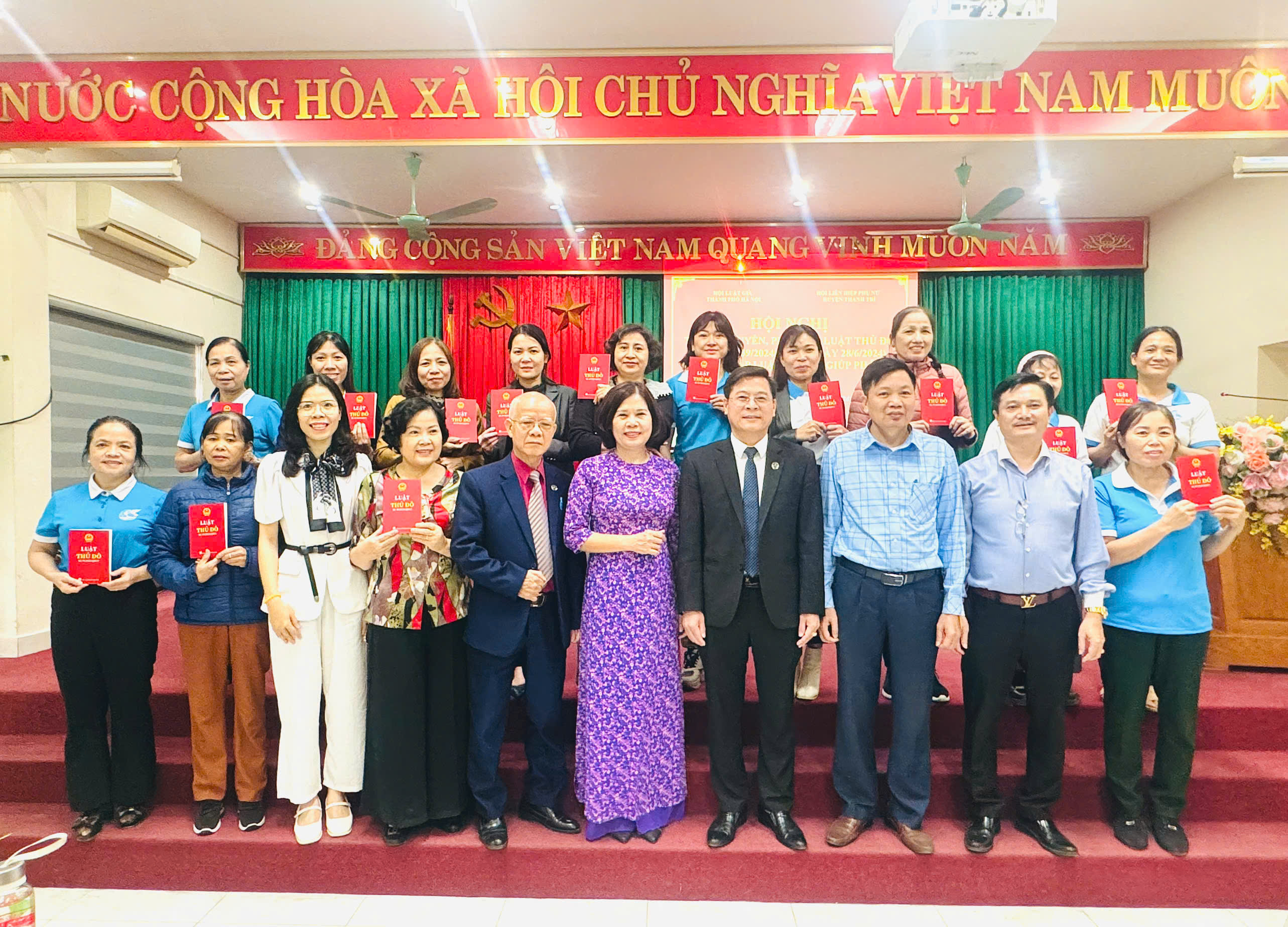 Hội LHPN huyện Thanh Trì tuyên truyền, phổ biến Luật Thủ đô năm 2024 - ảnh 4