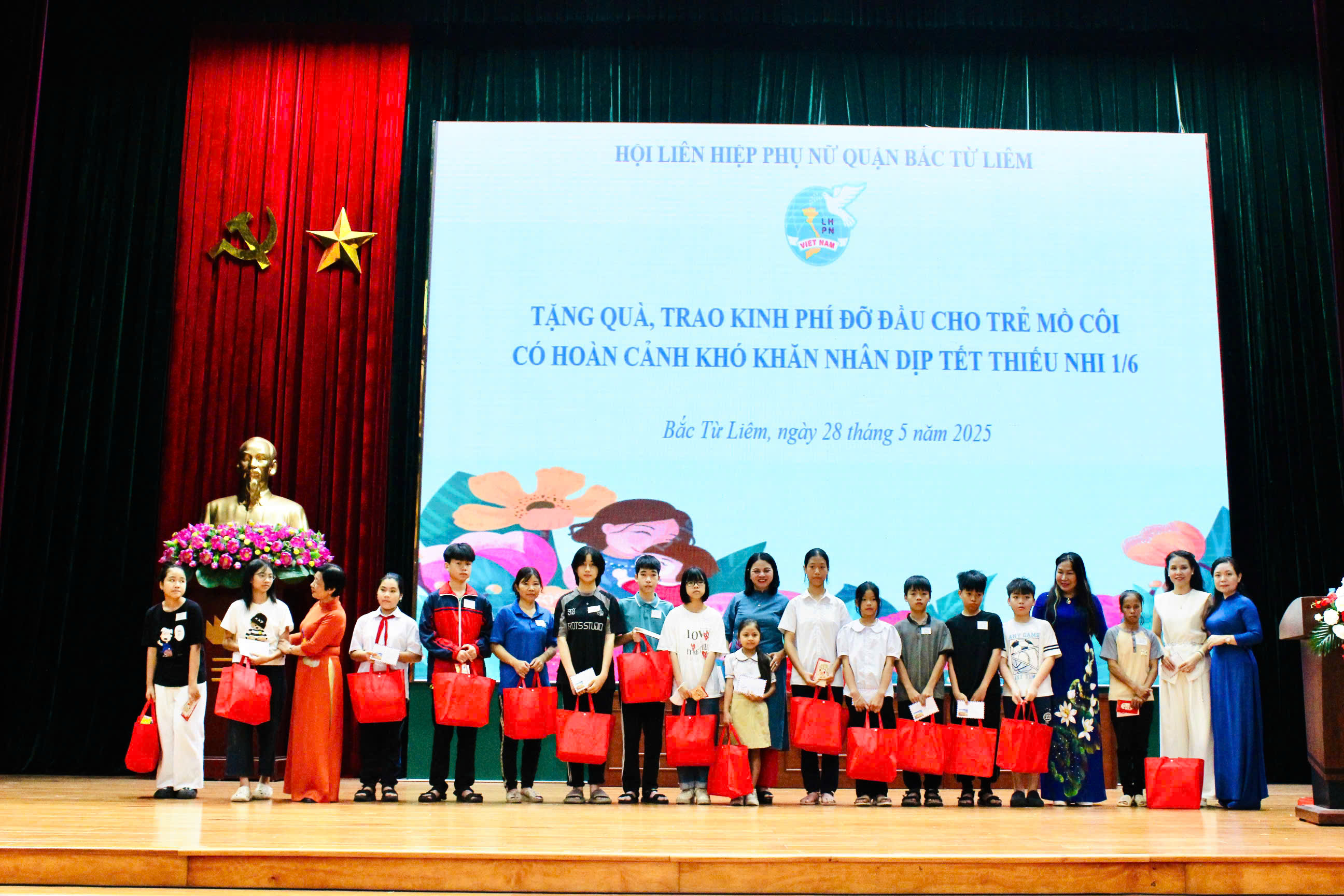 Hội LHPN quận Bắc Từ Liêm: Sơ kết công tác Hội và phong trào phụ nữ 6 tháng đầu năm 2025 - ảnh 2