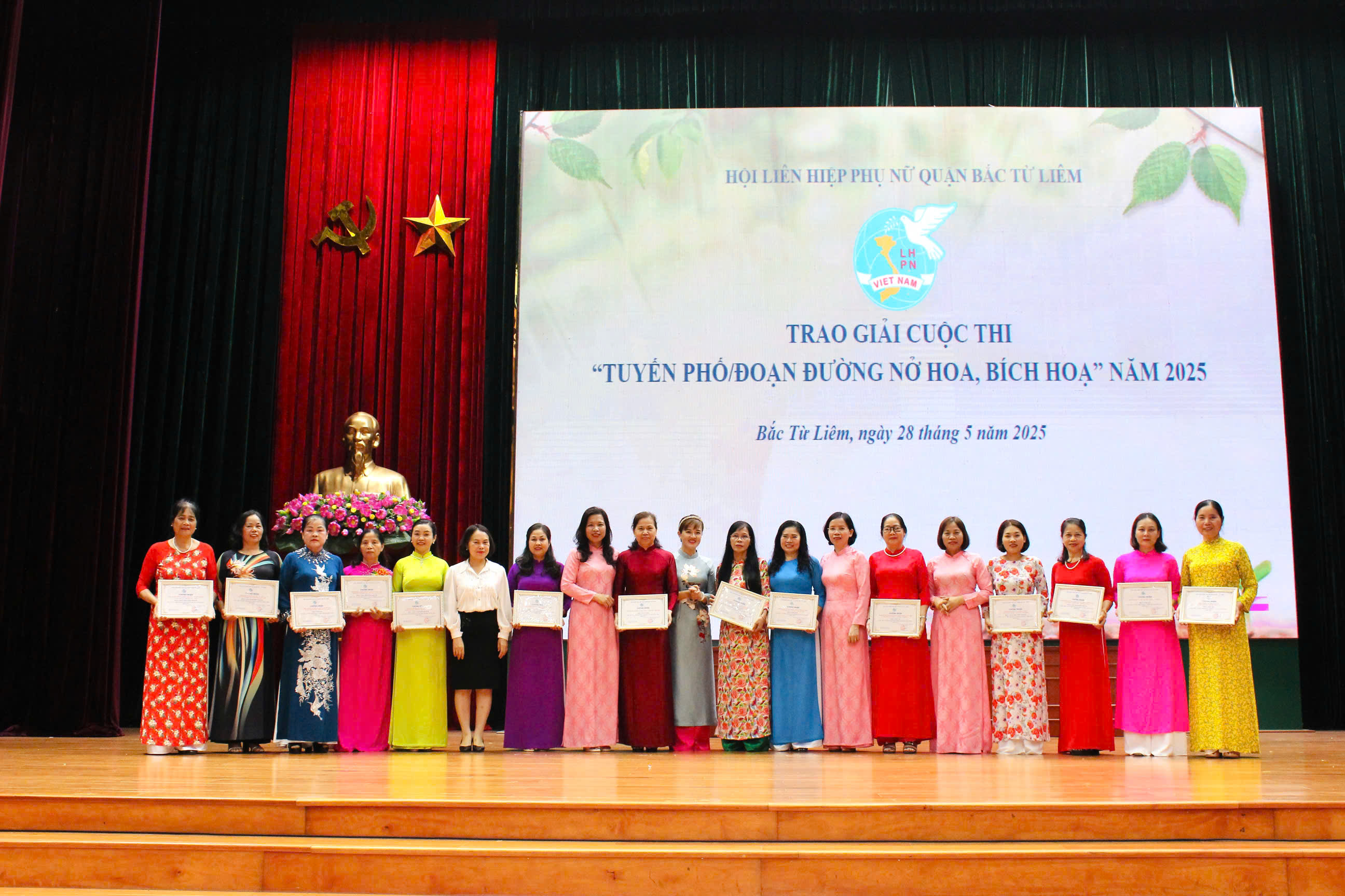 Hội LHPN quận Bắc Từ Liêm: Sơ kết công tác Hội và phong trào phụ nữ 6 tháng đầu năm 2025 - ảnh 5
