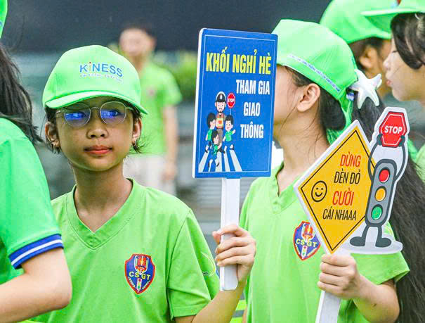 Hà Nội: Tuyên truyền kỹ năng tham gia giao thông an toàn cho lứa tuổi học sinh - ảnh 4