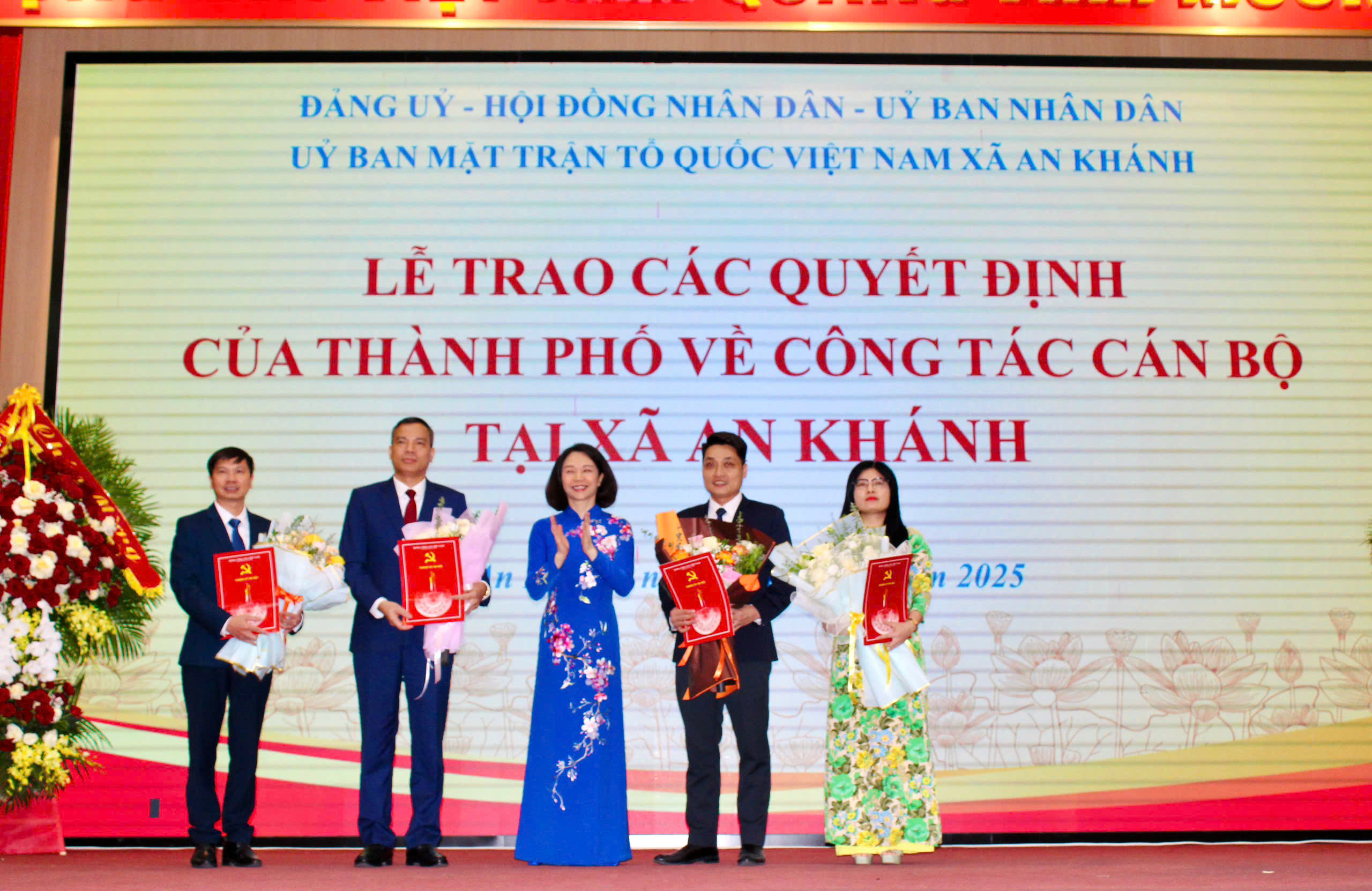 Công bố Quyết định thành lập 4 xã: Hoài Đức, Dương Hoà, An Khánh, Sơn Đồng - ảnh 11