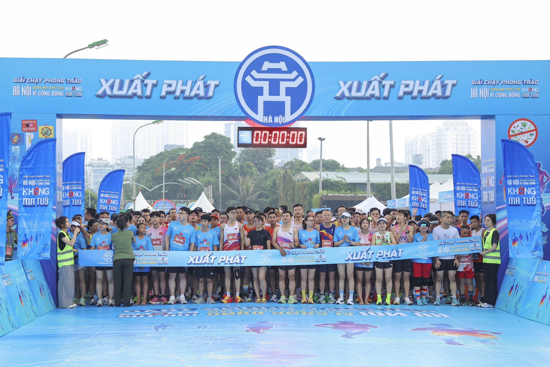 Hà Nội tổ chức Giải chạy phong trào “Chung một quyết tâm - Vì cộng đồng không ma túy” - ảnh 8