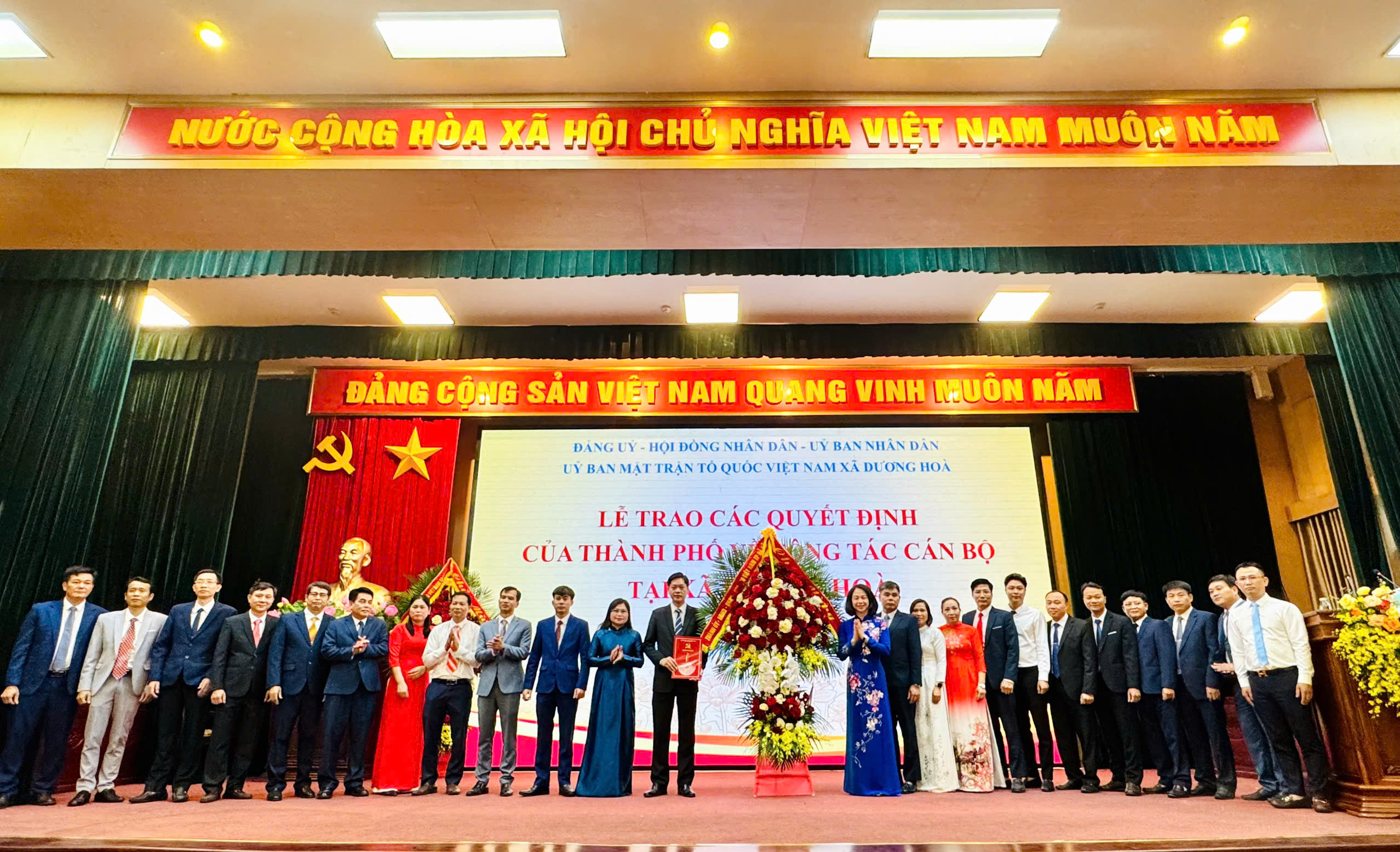 Công bố Quyết định thành lập 4 xã: Hoài Đức, Dương Hoà, An Khánh, Sơn Đồng - ảnh 5