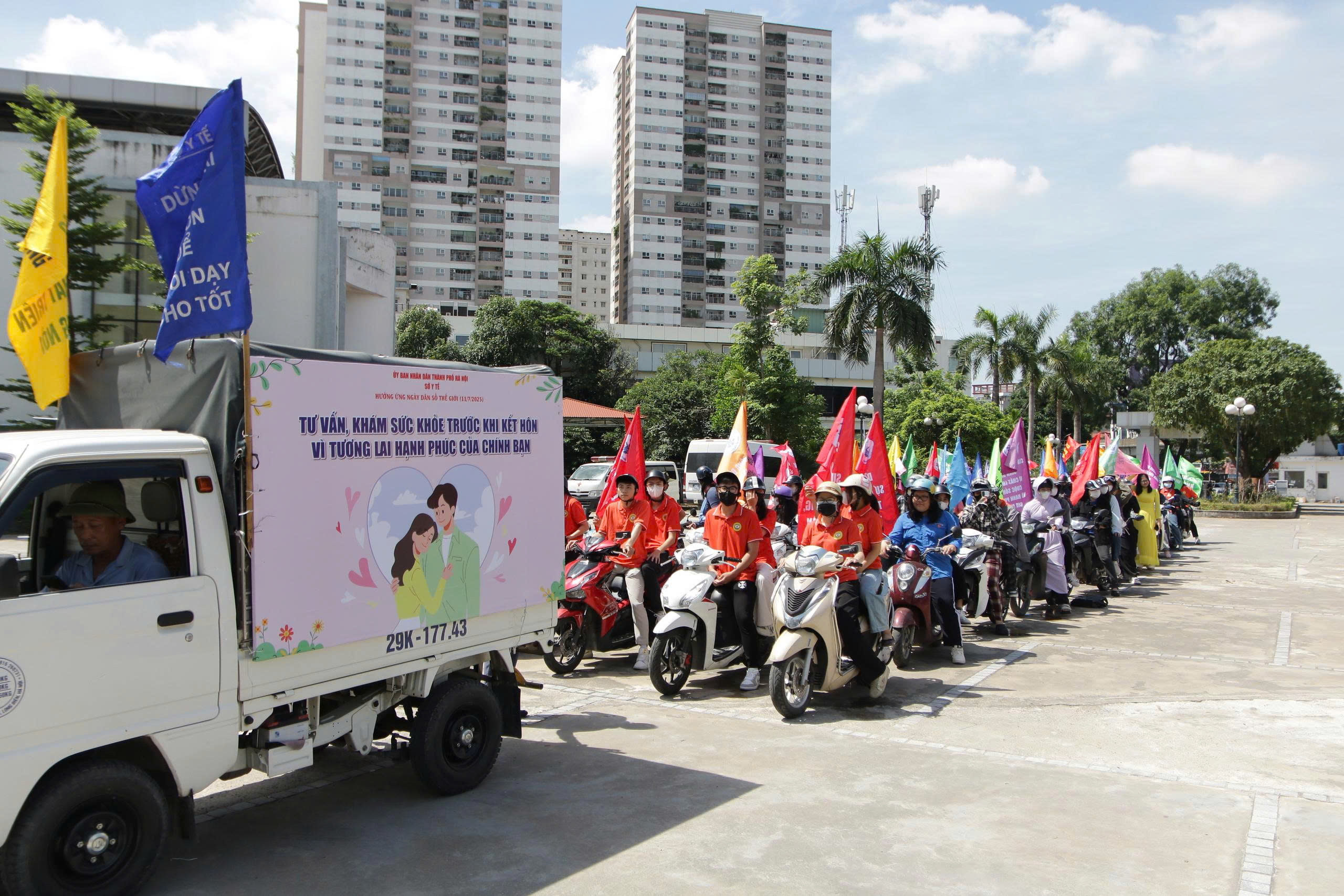 Hà Nội tổ chức mít tinh hưởng ứng ngày dân số thế giới 11/7 - ảnh 6
