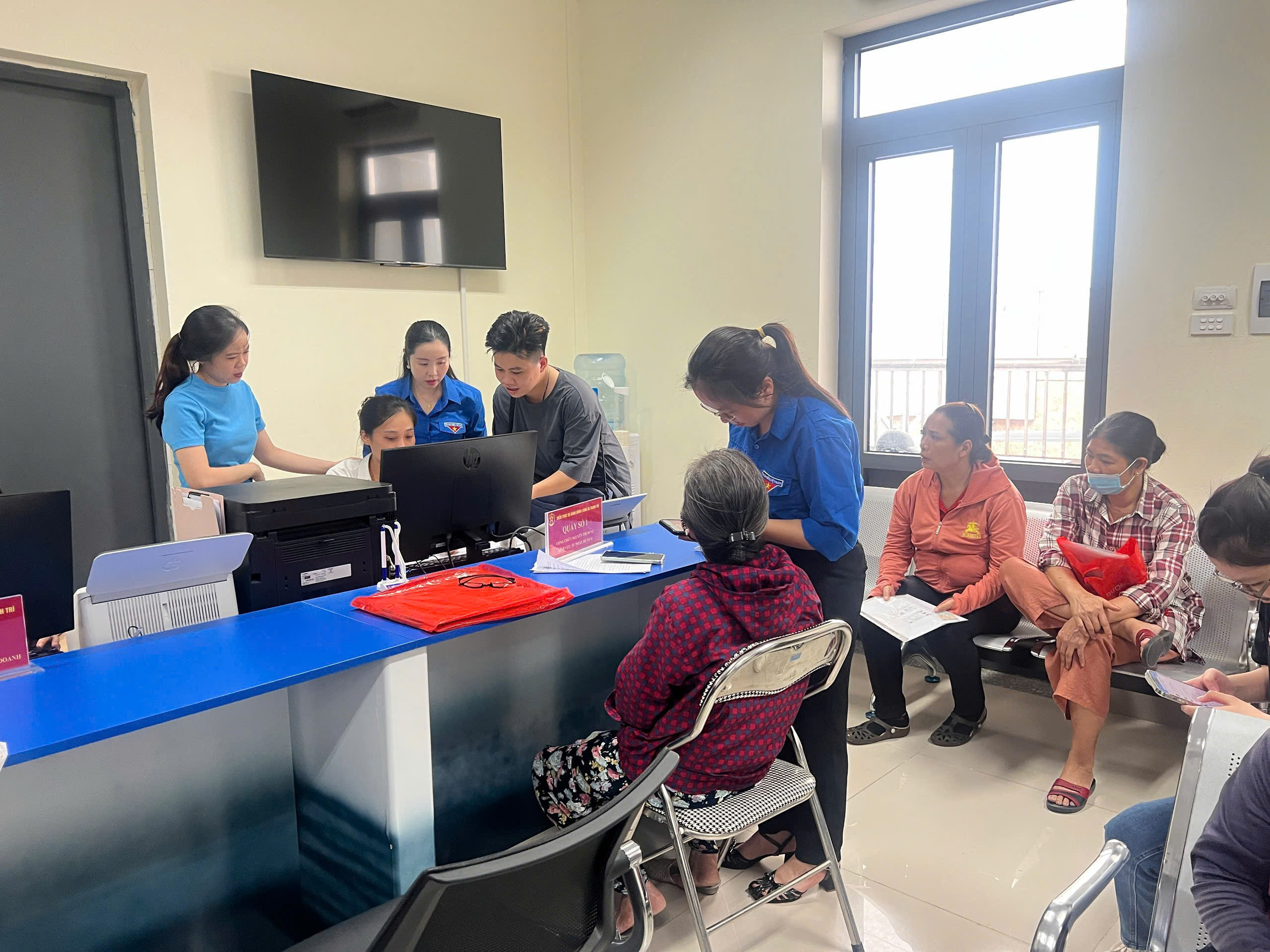Xã Thanh Trì: Chính quyền mới, tư duy mới, hành động mới, vì nhân dân phục vụ - ảnh 2