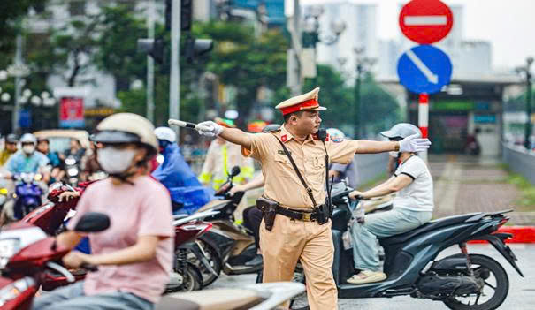 Hà Nội: Hơn 7.200 trường hợp vi phạm trong 2 tuần đầu tháng 7 - ảnh 1