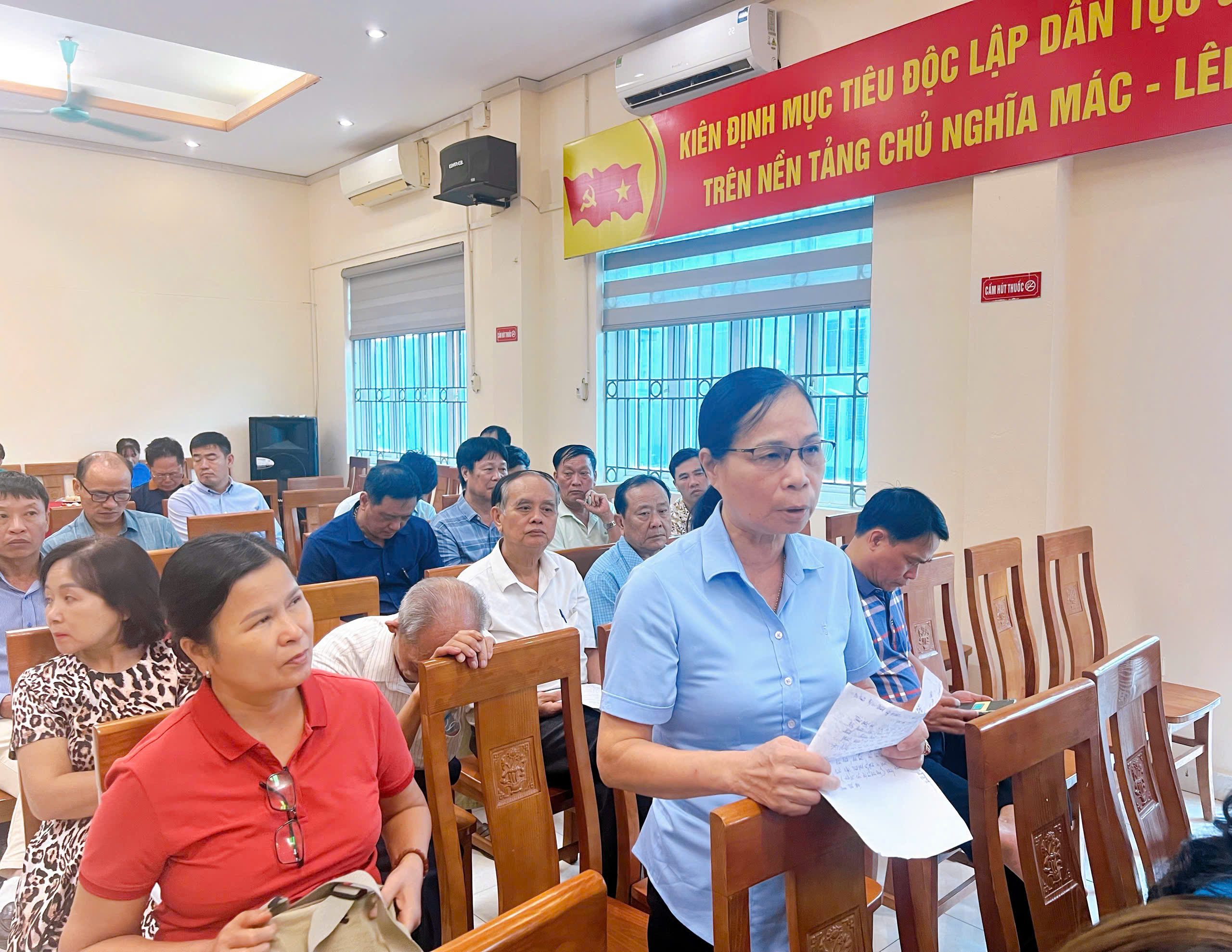 Phường Thanh Liệt lấy ý kiến góp ý dự thảo văn kiện Đại hội Đảng các cấp, nhiệm kỳ 2025-2030 - ảnh 3