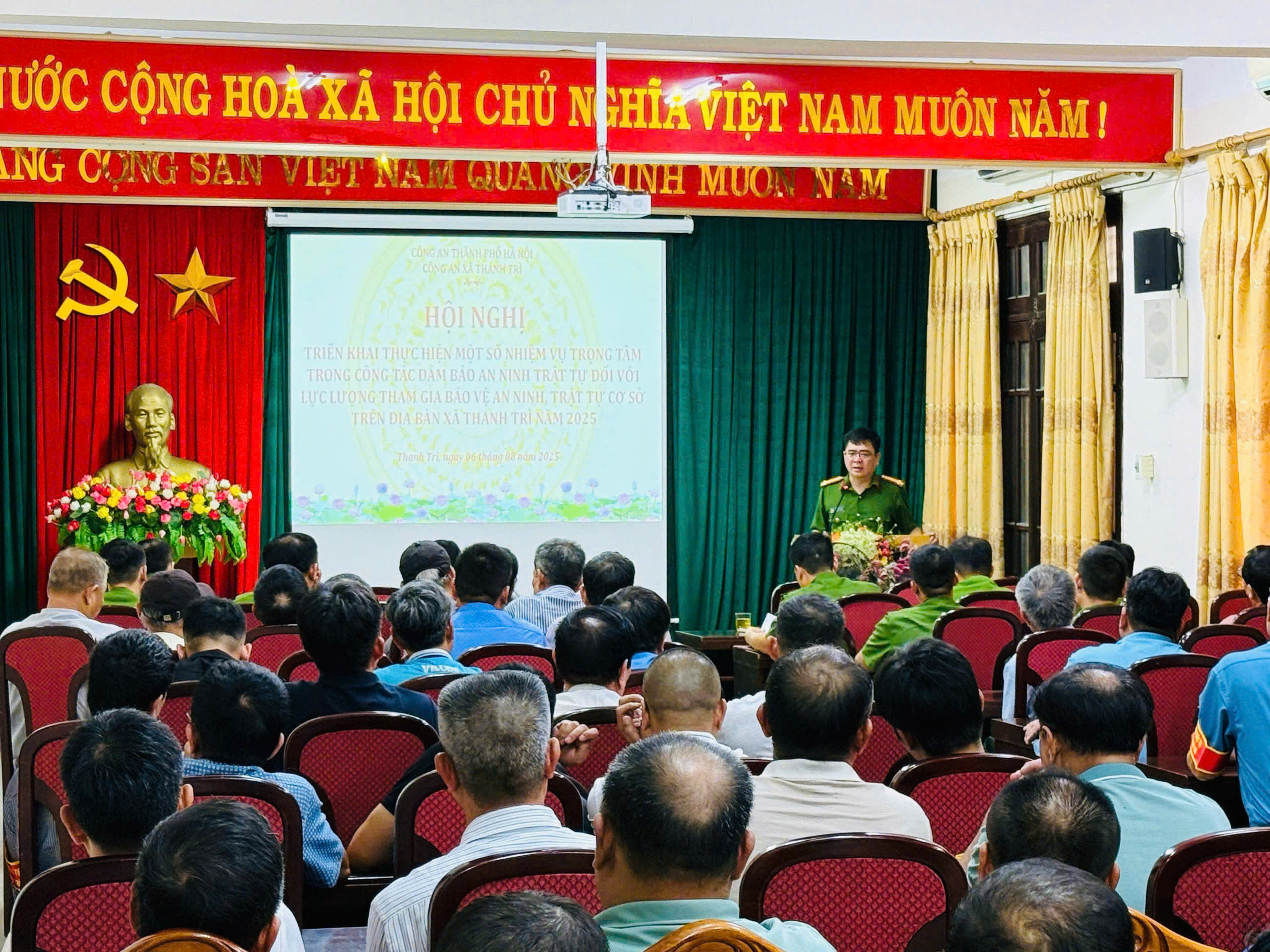 Công an xã Thanh Trì xây dựng lực lượng an ninh cơ sở vững mạnh - ảnh 1