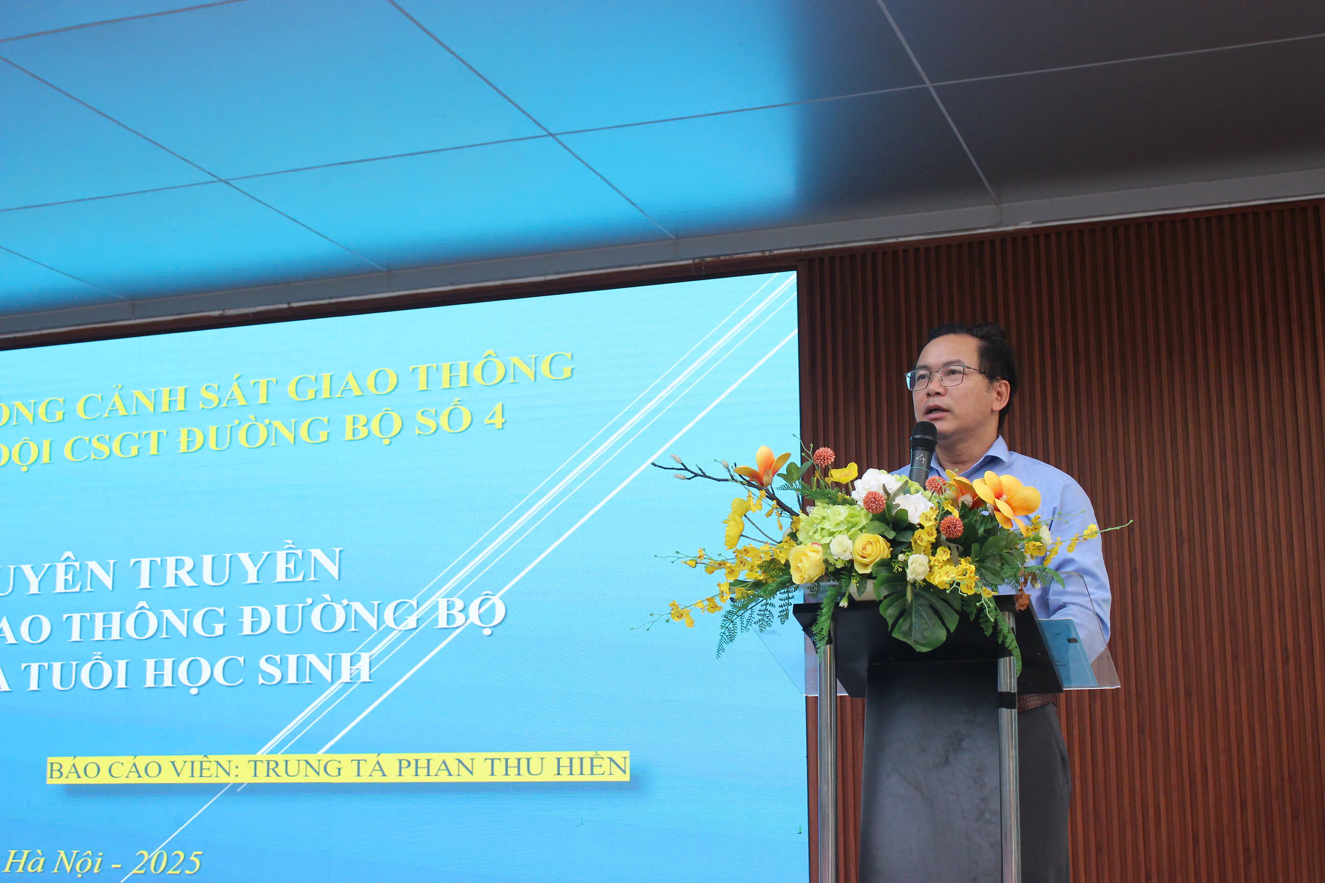 Hơn 6.000 học sinh được tuyên truyền pháp luật về trật tự an toàn giao thông - ảnh 3
