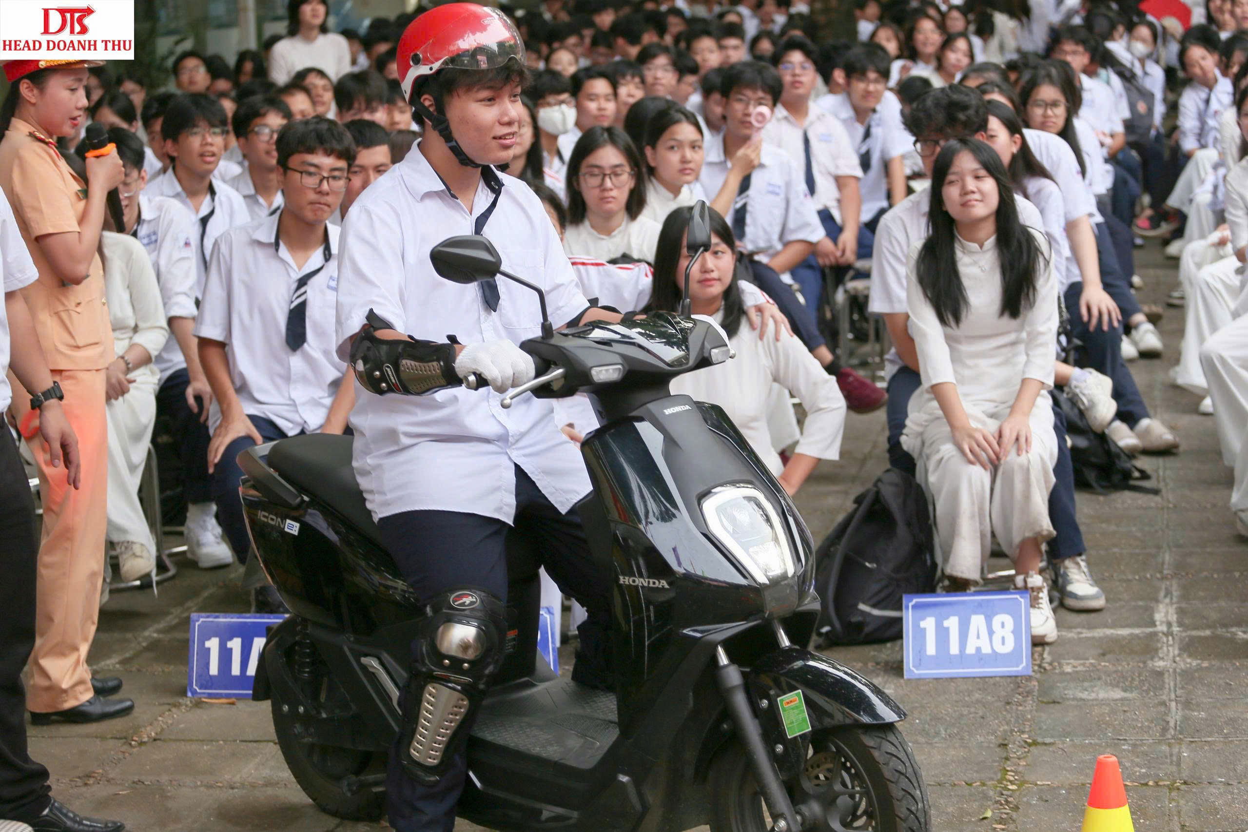 Hà Nội: Đẩy mạnh tuyên truyền, giáo dục an toàn giao thông cho học sinh  - ảnh 4