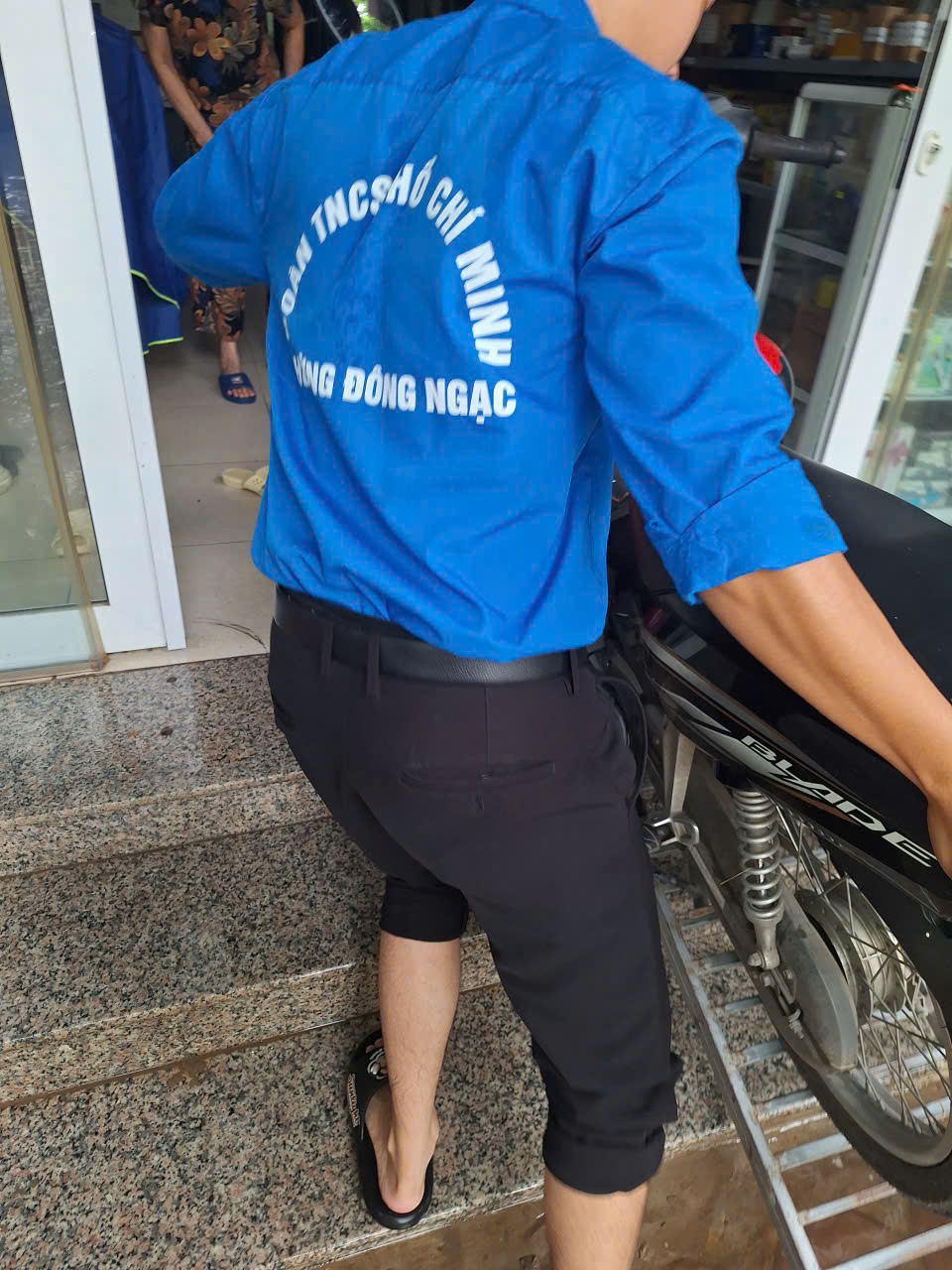 Phường Đông Ngạc: Khẩn trương các biện pháp ứng phó úng ngập do ảnh hưởng bão số 10 - ảnh 13