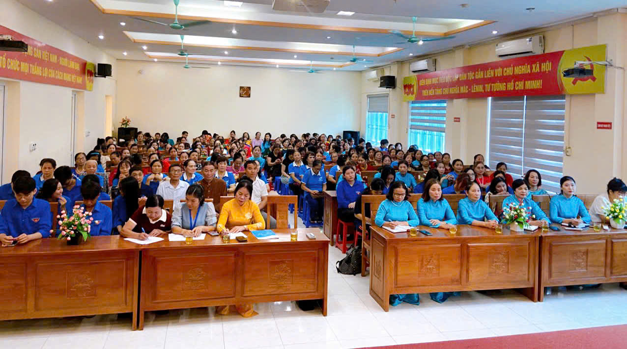 Phường Thanh Liệt: Hơn 200 người được tuyên truyền Luật Giao thông đường bộ - ảnh 2