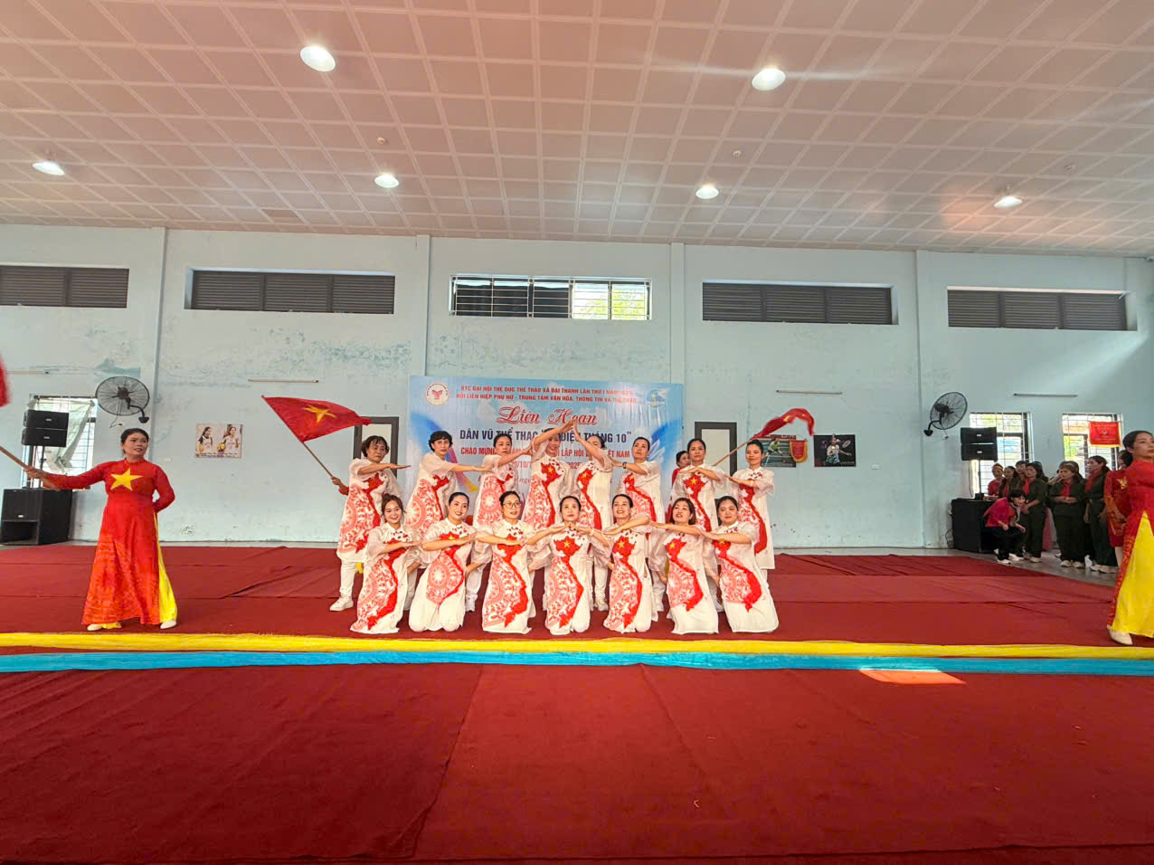 Xã Đại Thanh: Rộn ràng hội thi dân vũ thể thao “Vũ điệu tháng Mười” - ảnh 5