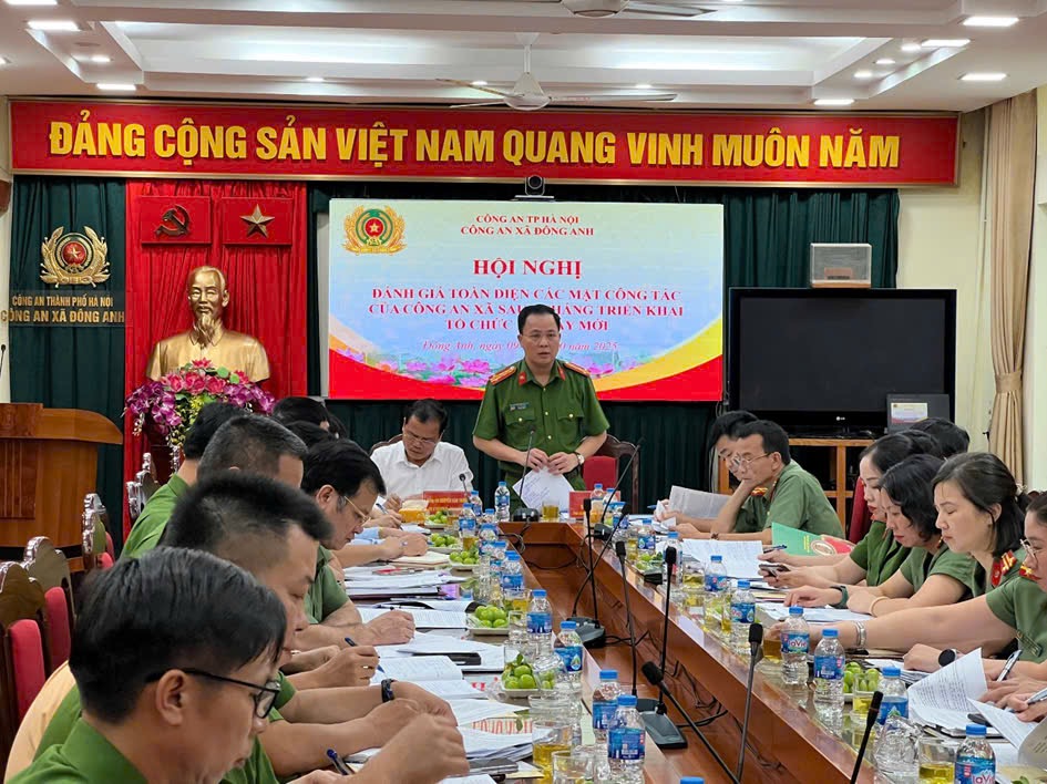 Công an Hà Nội tăng cường bám cơ sở, giữ vững bình yên từ gốc - ảnh 7
