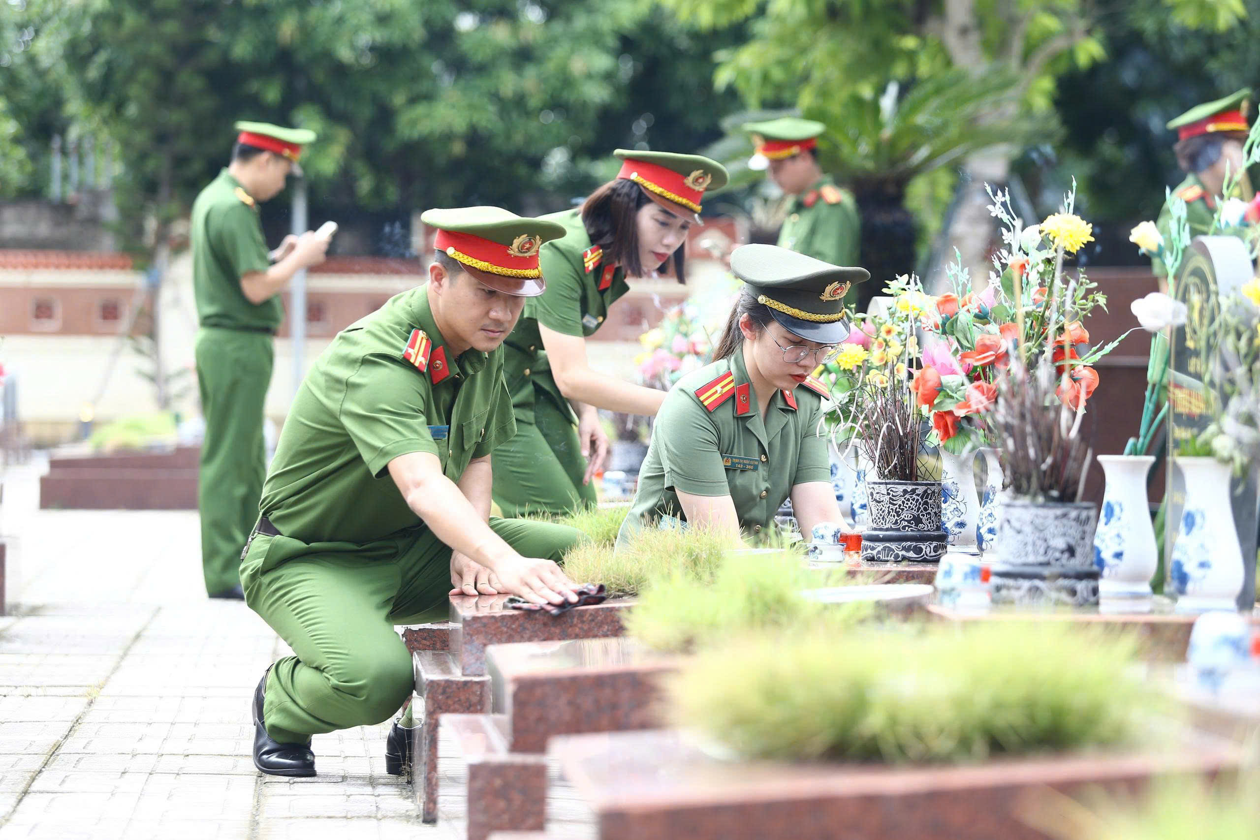 Dấu ấn Công an Thủ đô sau 6 tháng triển khai mô hình Công an địa phương 2 cấp - ảnh 5