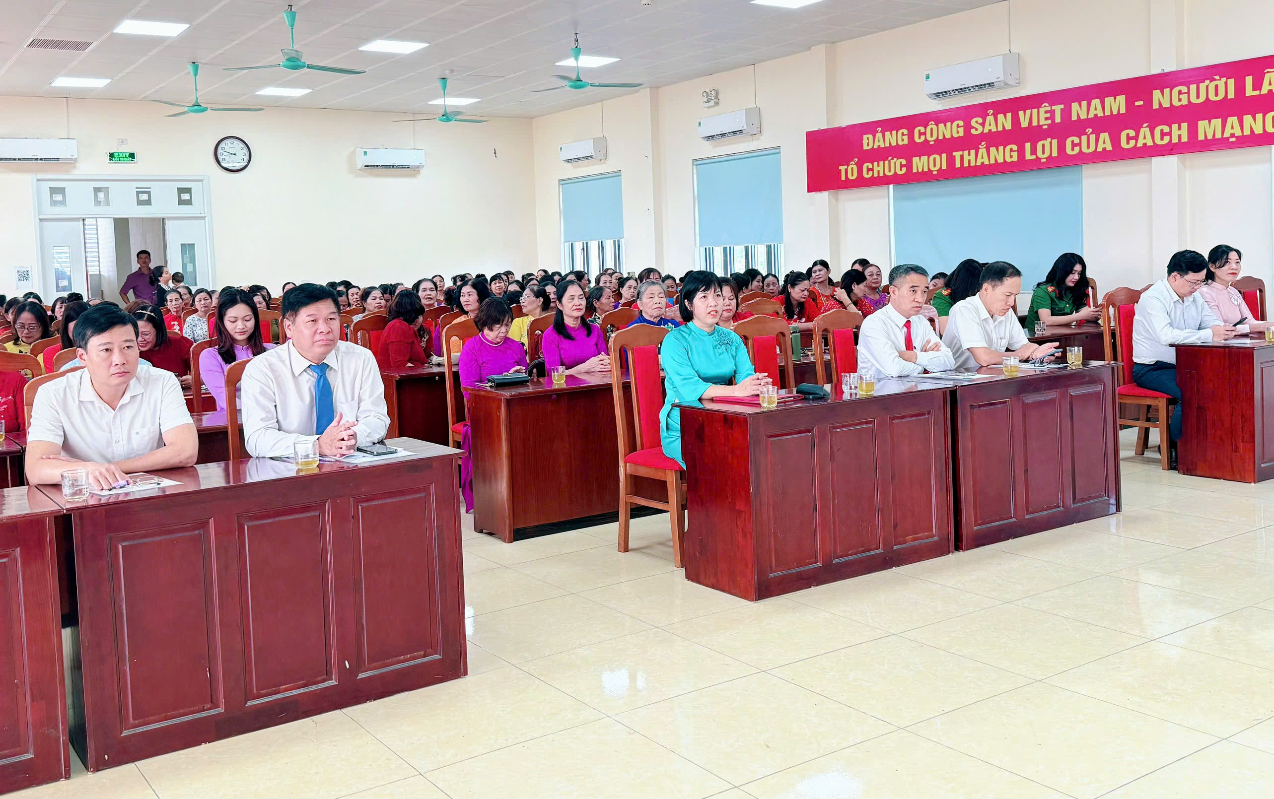 Phụ nữ Nam Phù tự tin, bản lĩnh, sáng tạo, vững vàng trong kỷ nguyên mới - ảnh 1
