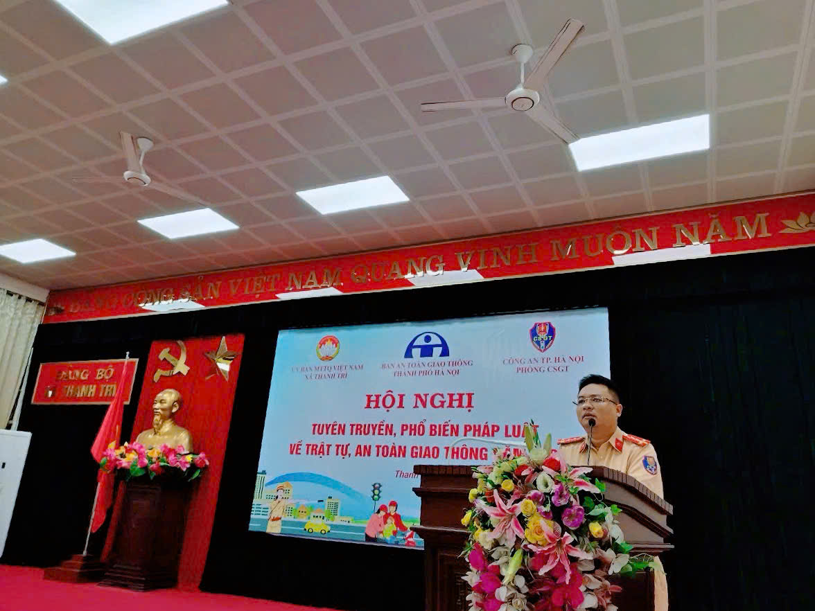 Tuyên truyền Luật Trật tự, an toàn giao thông đường bộ tại xã Thanh Trì - ảnh 2