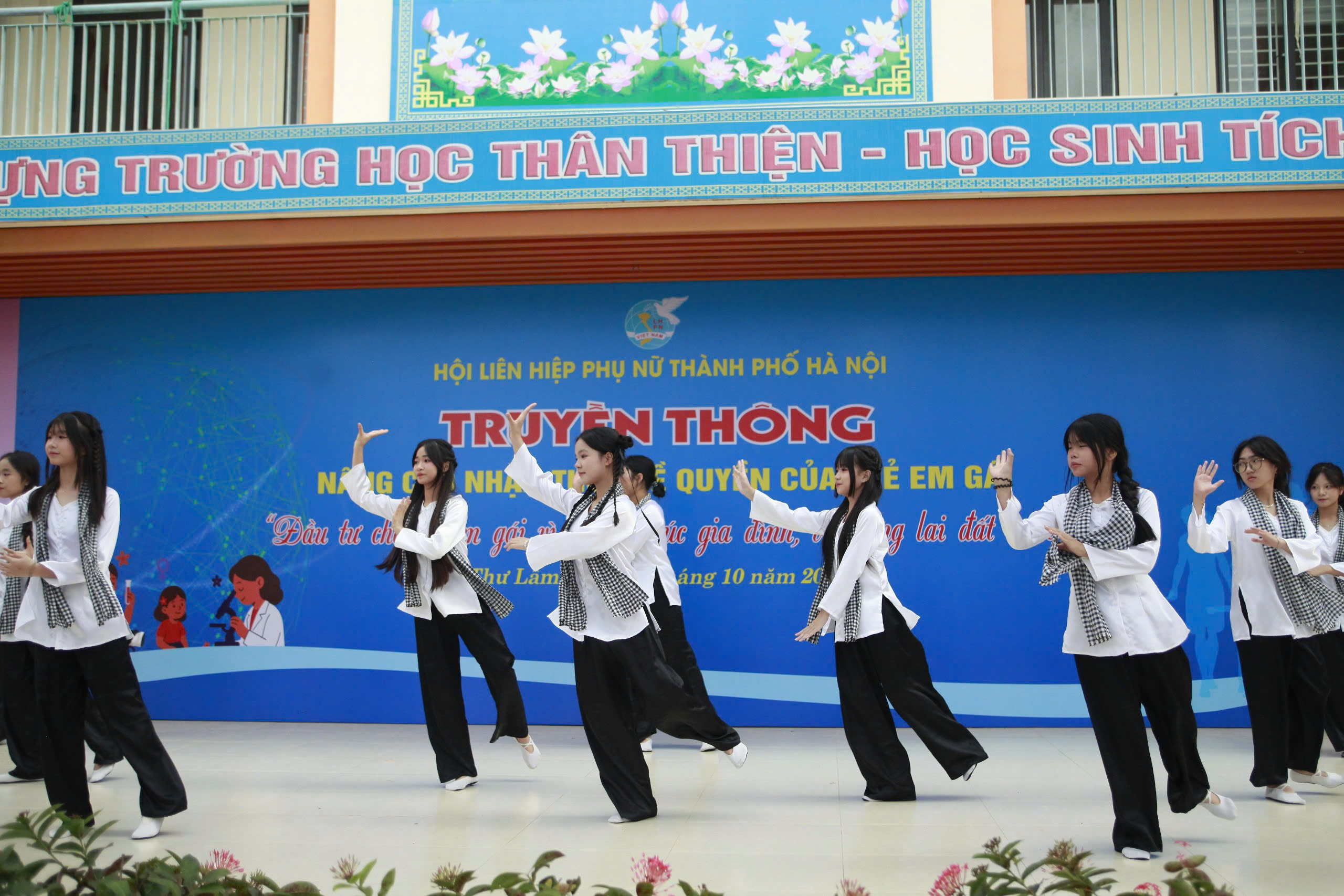 Hội LHPN Hà Nội truyền thông nâng cao nhận thức về quyền của trẻ em gái - ảnh 26