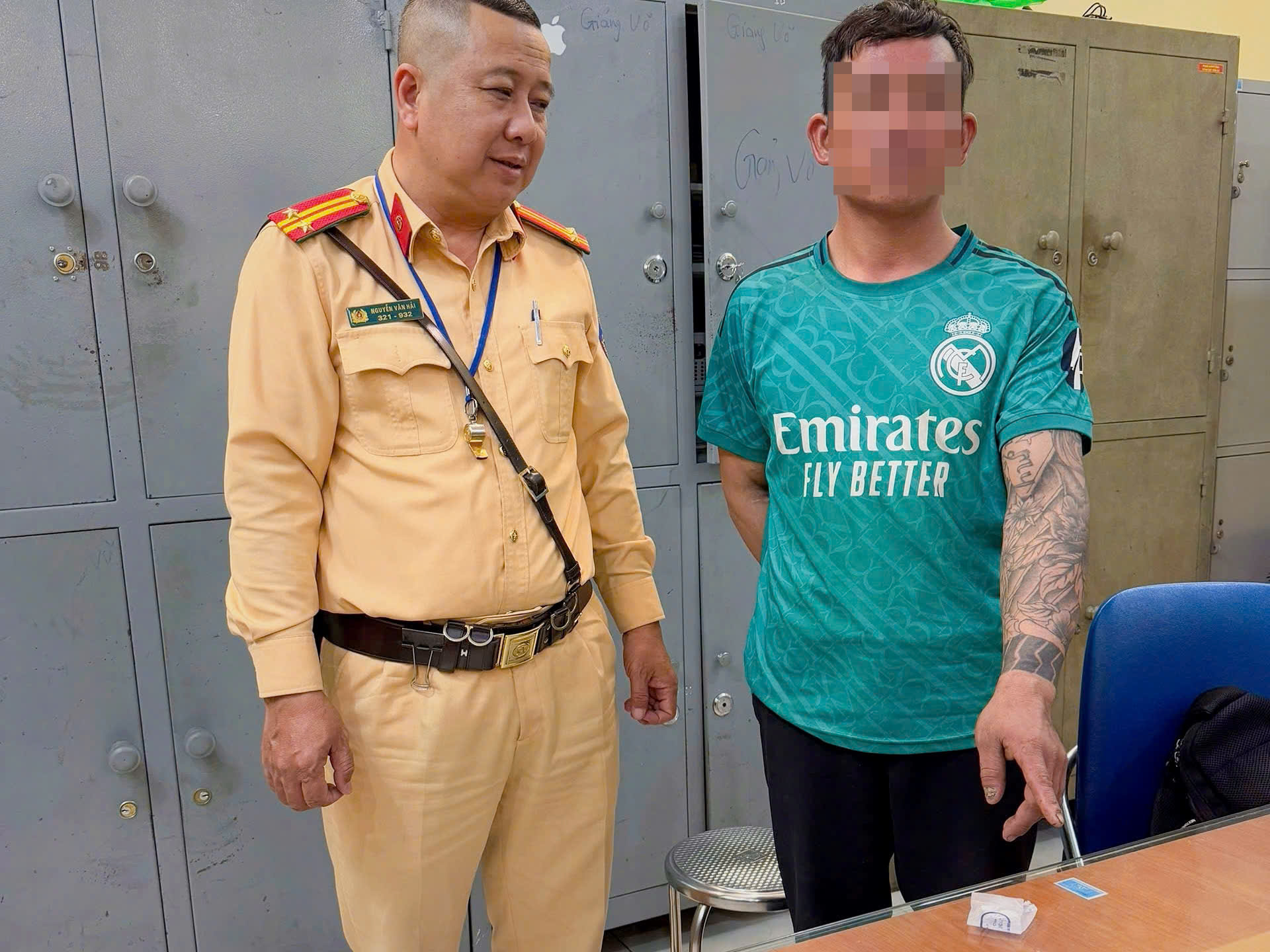 Phát hiện thanh niên tàng trữ ma túy khi tham gia giao thông - ảnh 2