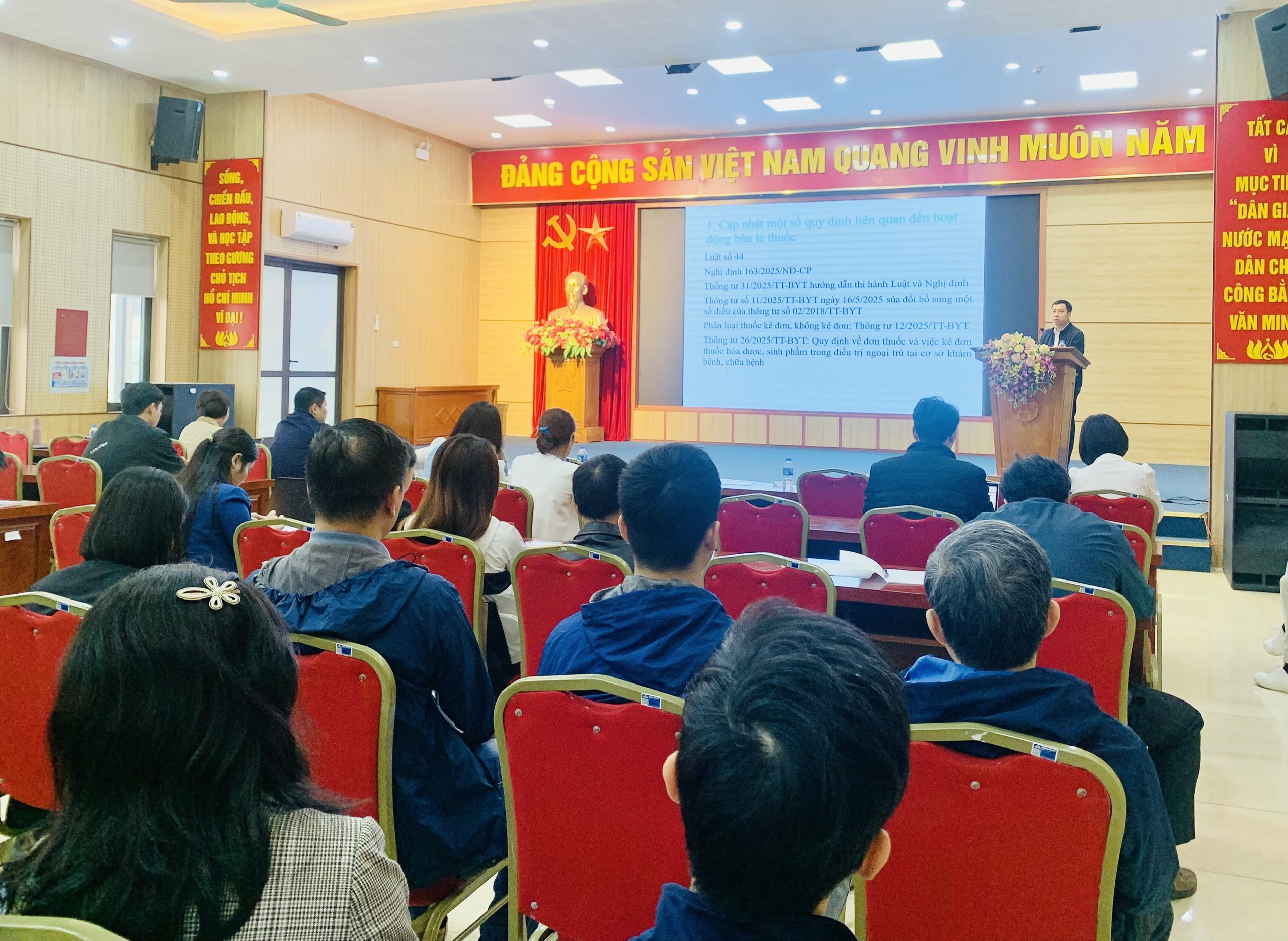 Phường Phương Liệt triển khai tập huấn về quản lý y tế tư nhân - ảnh 1