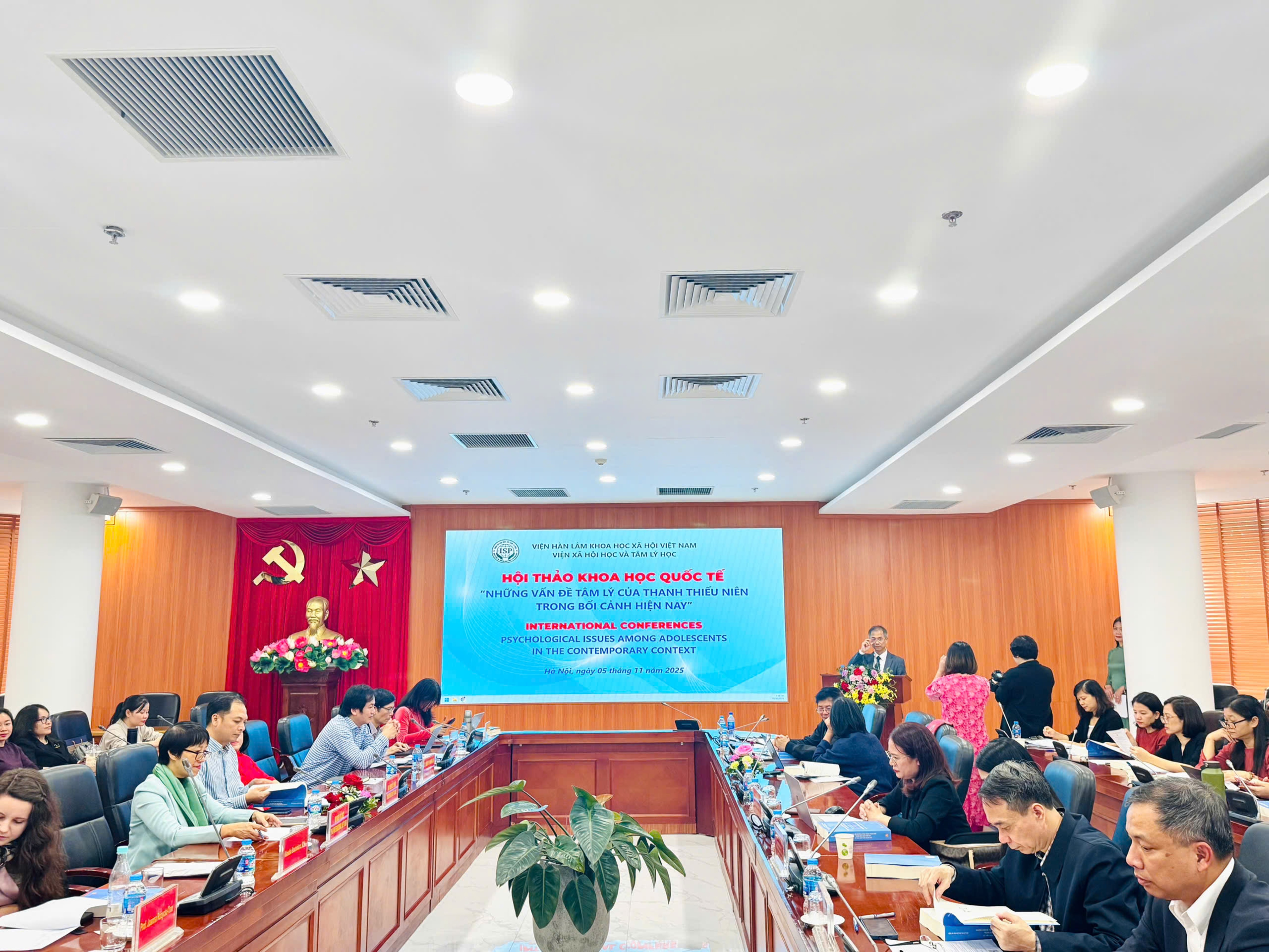 Thanh thiếu niên đàng gặp nhiều vấn đề về tâm lý trong bối cảnh công nghệ số - ảnh 1